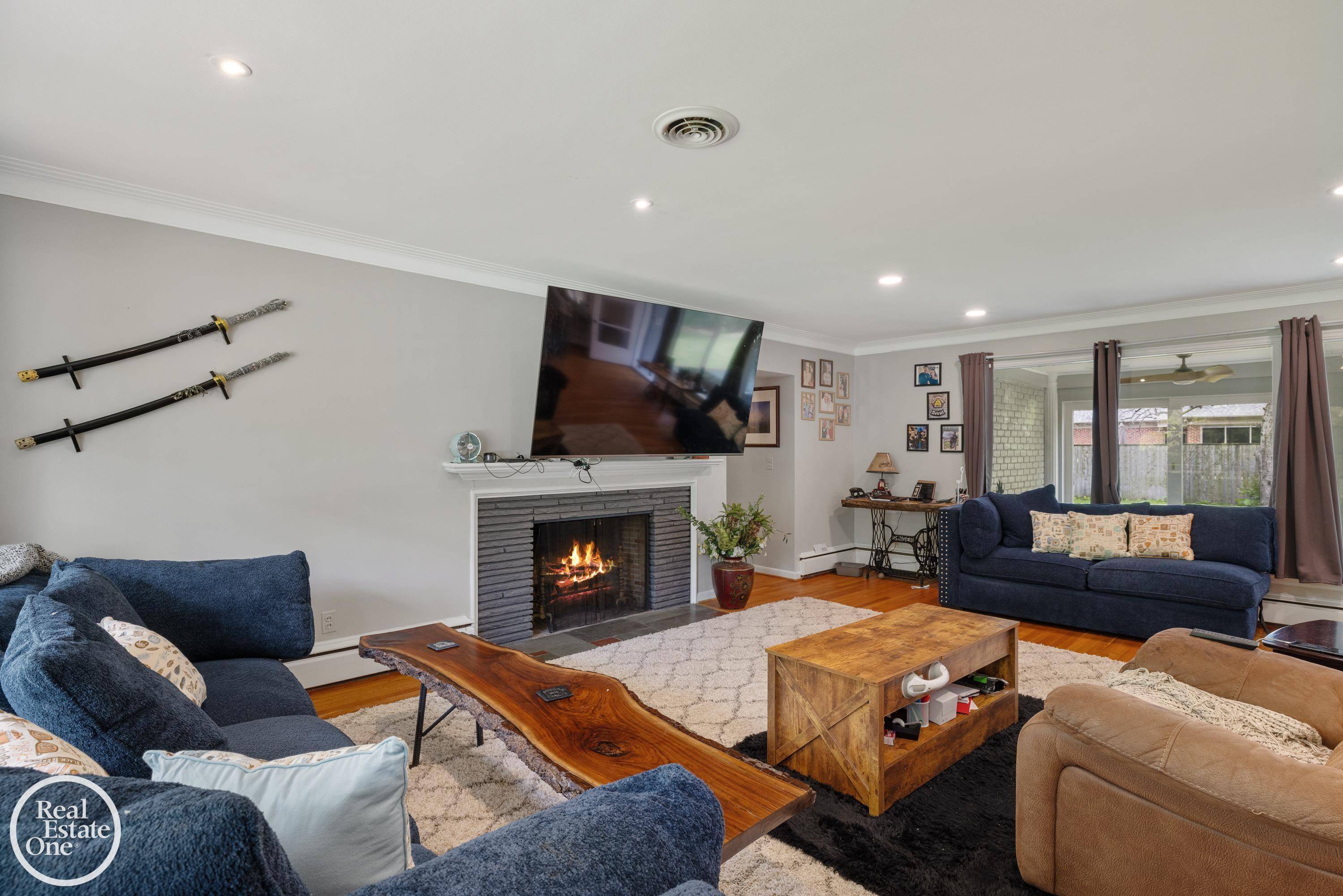 Grosse Pointe, MI 48230,1033 Cadieux Road