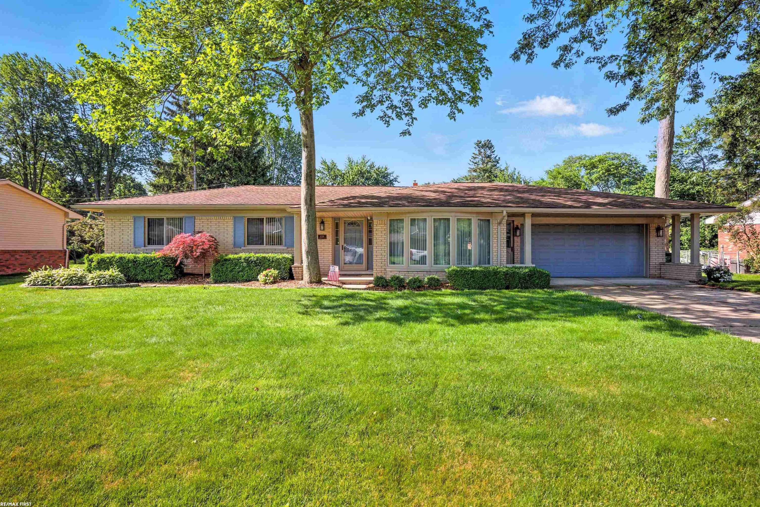 Shelby Twp, MI 48316,6748 Yarborough Drive