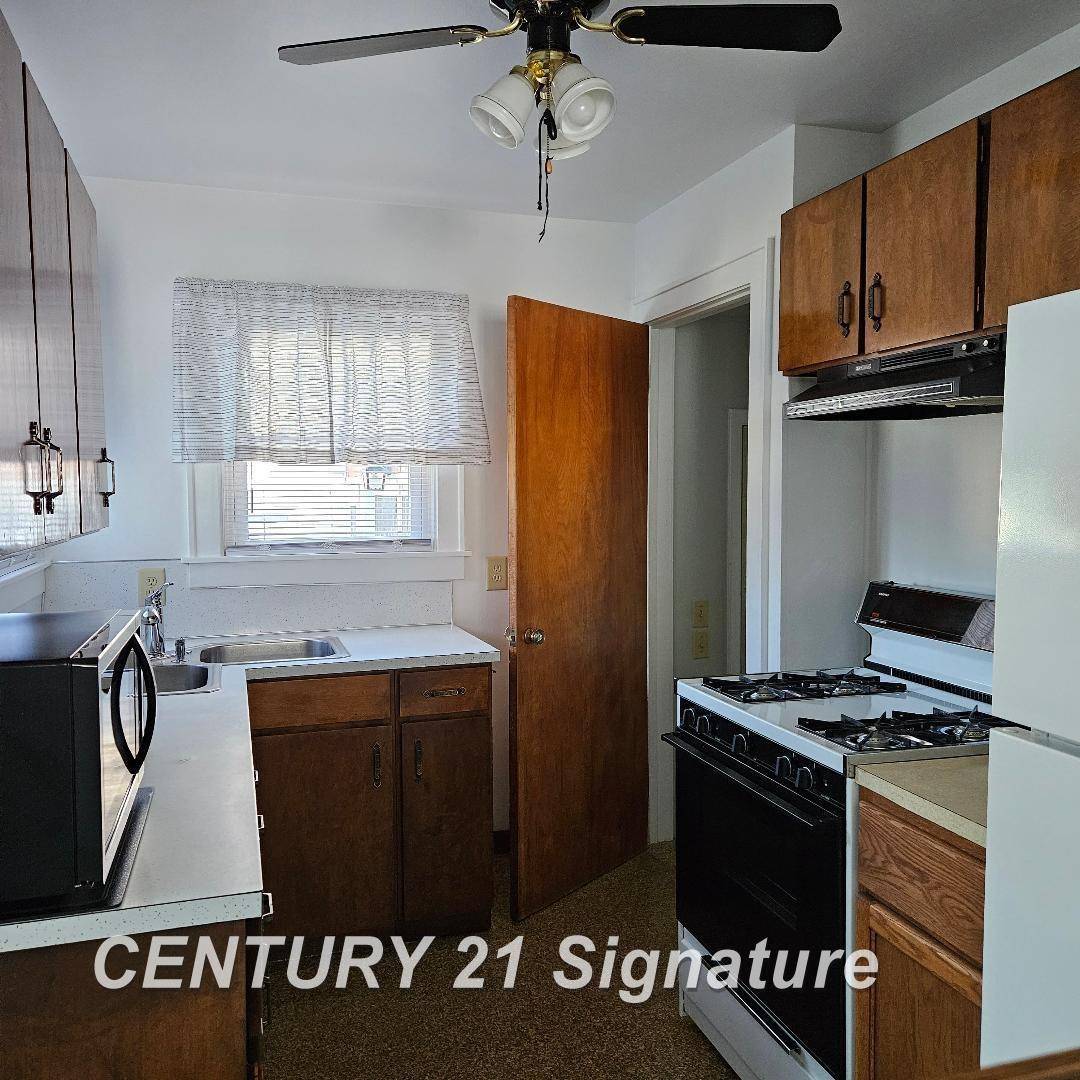 Saginaw, MI 48604,506 Meadowlawn Street