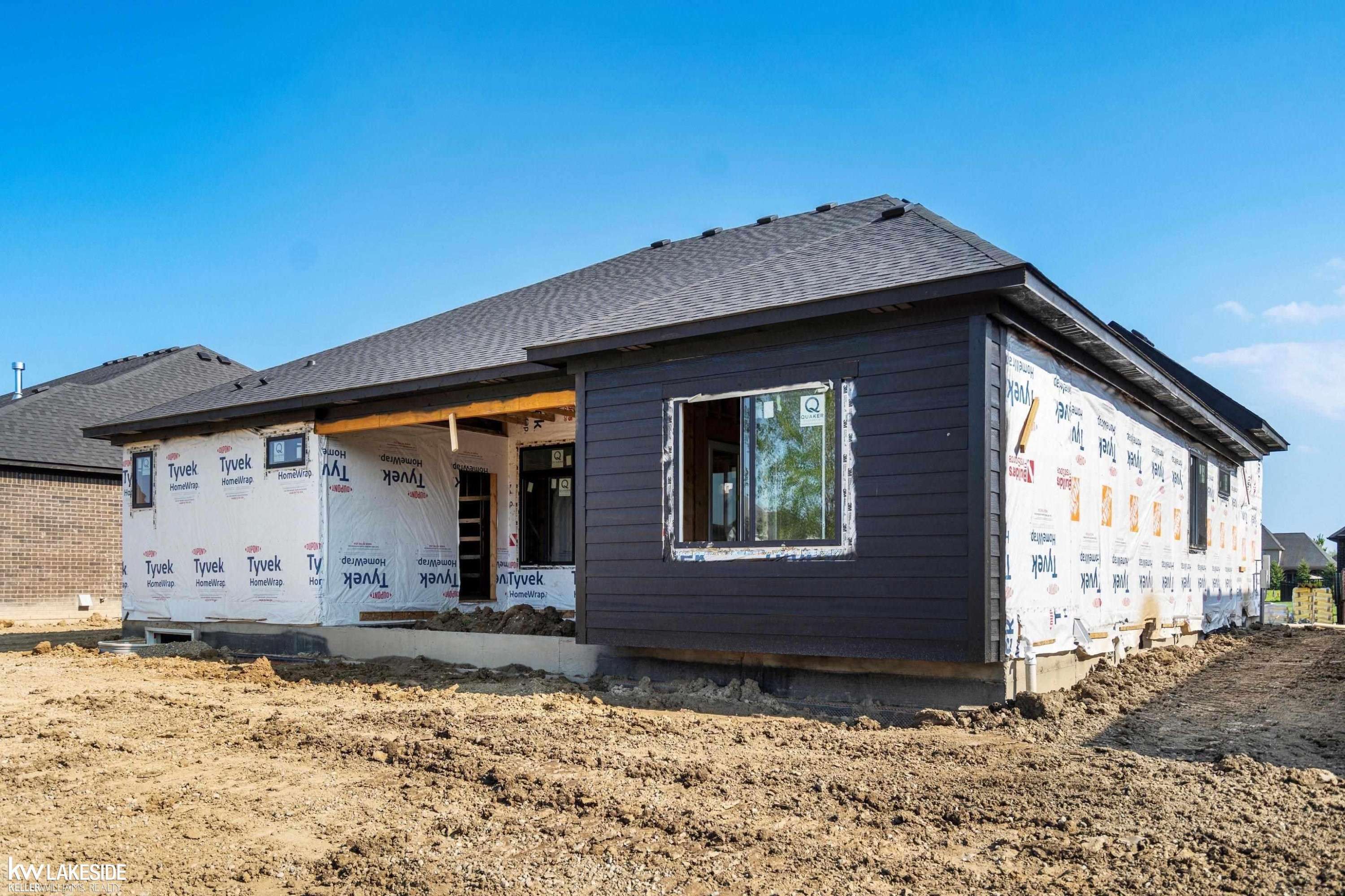 Macomb, MI 48044,19307 Springbrook Drive