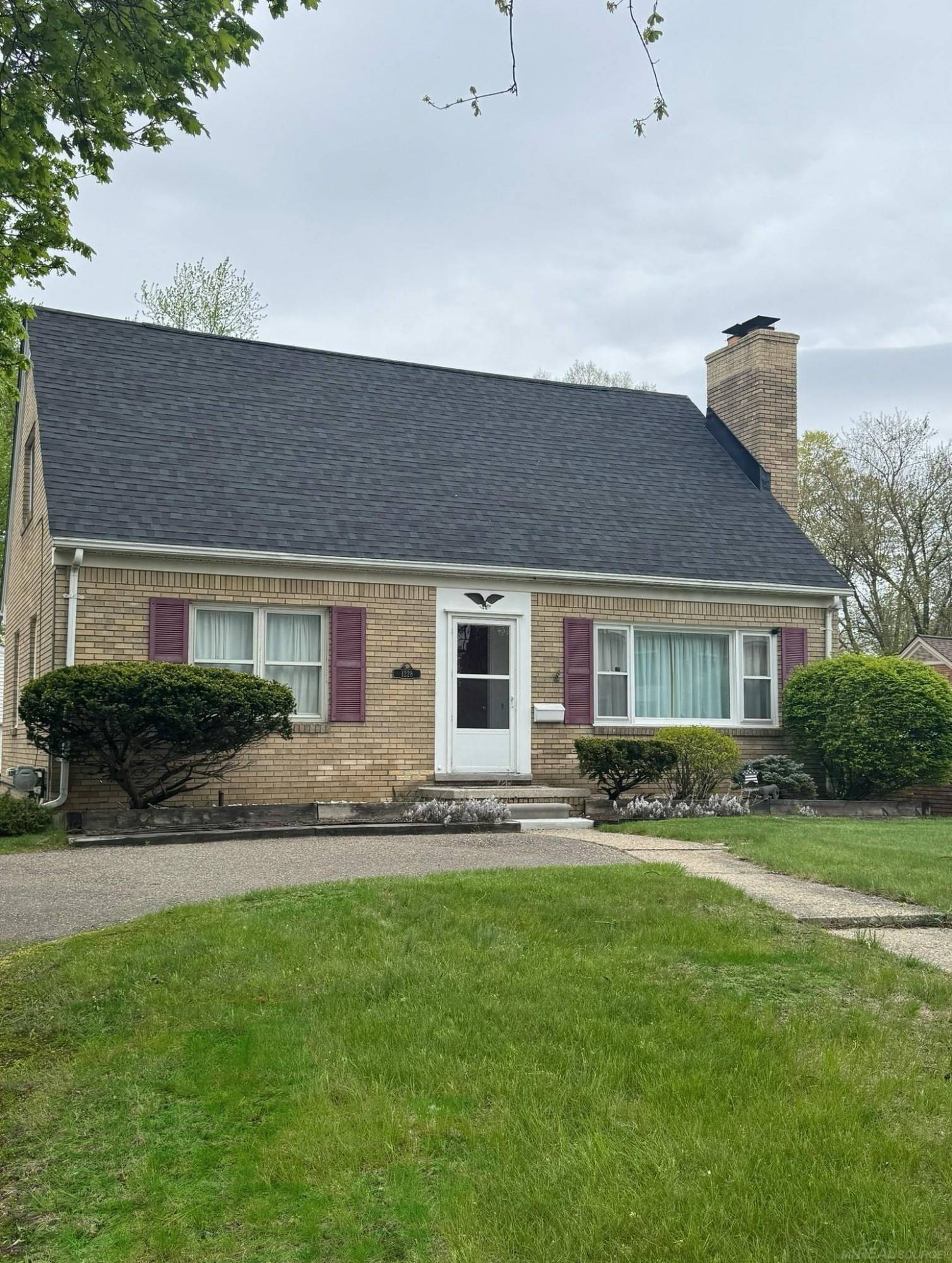 Rochester, MI 48307,1228 N Main Street
