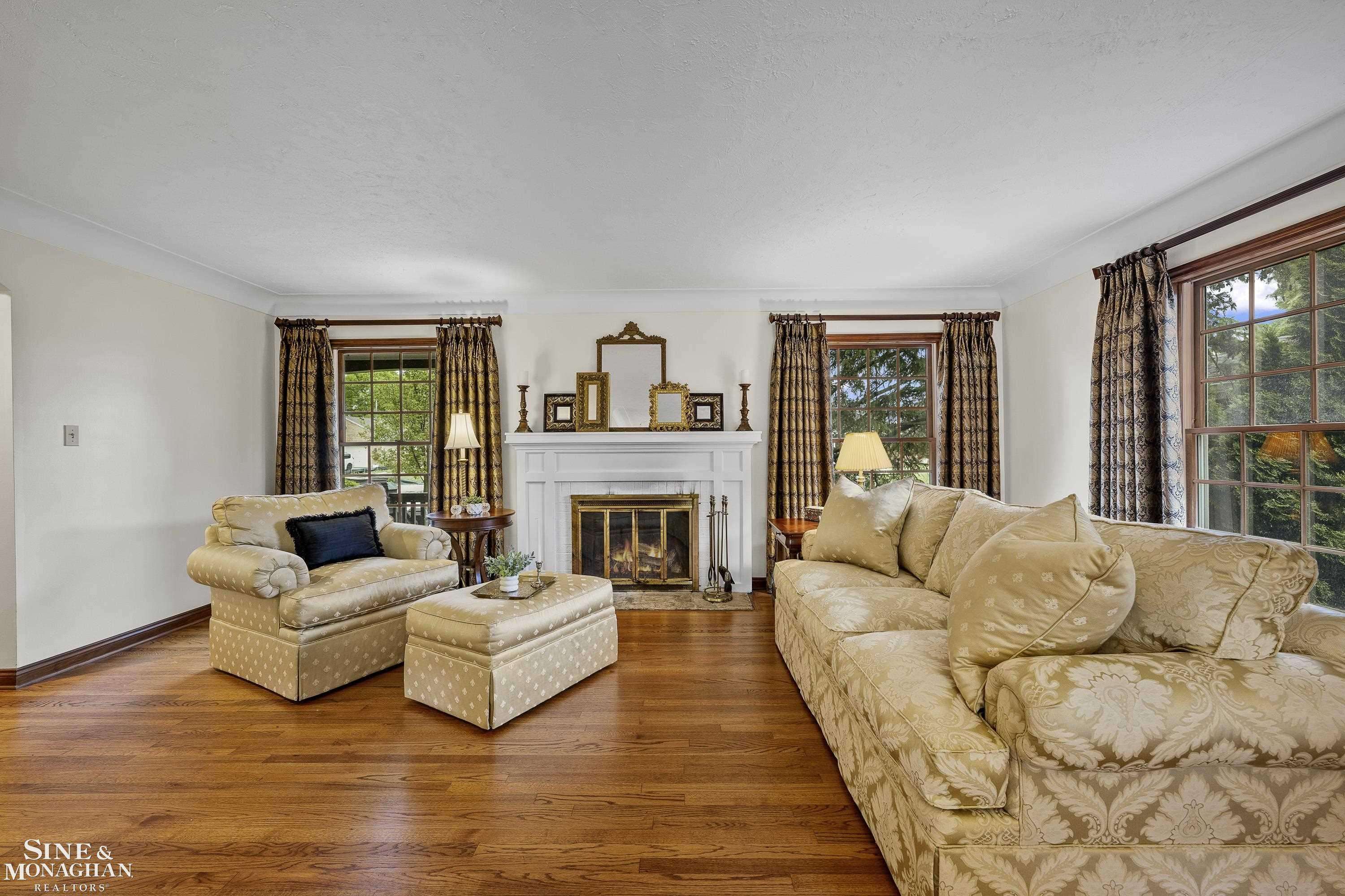 Saint Clair Shores, MI 48081,22511 Ardmore Park