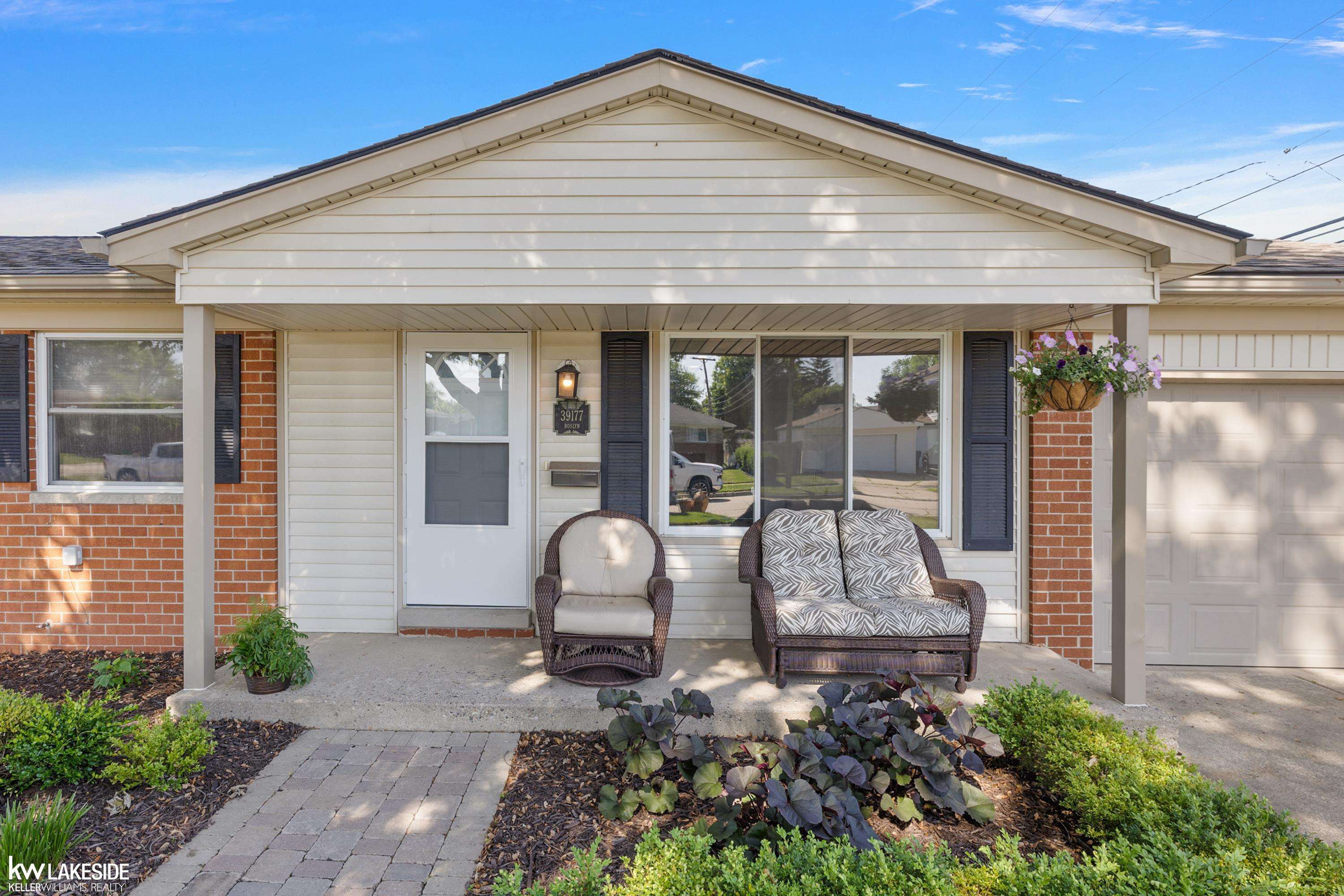 Sterling Heights, MI 48313,39177 Roslyn Drive