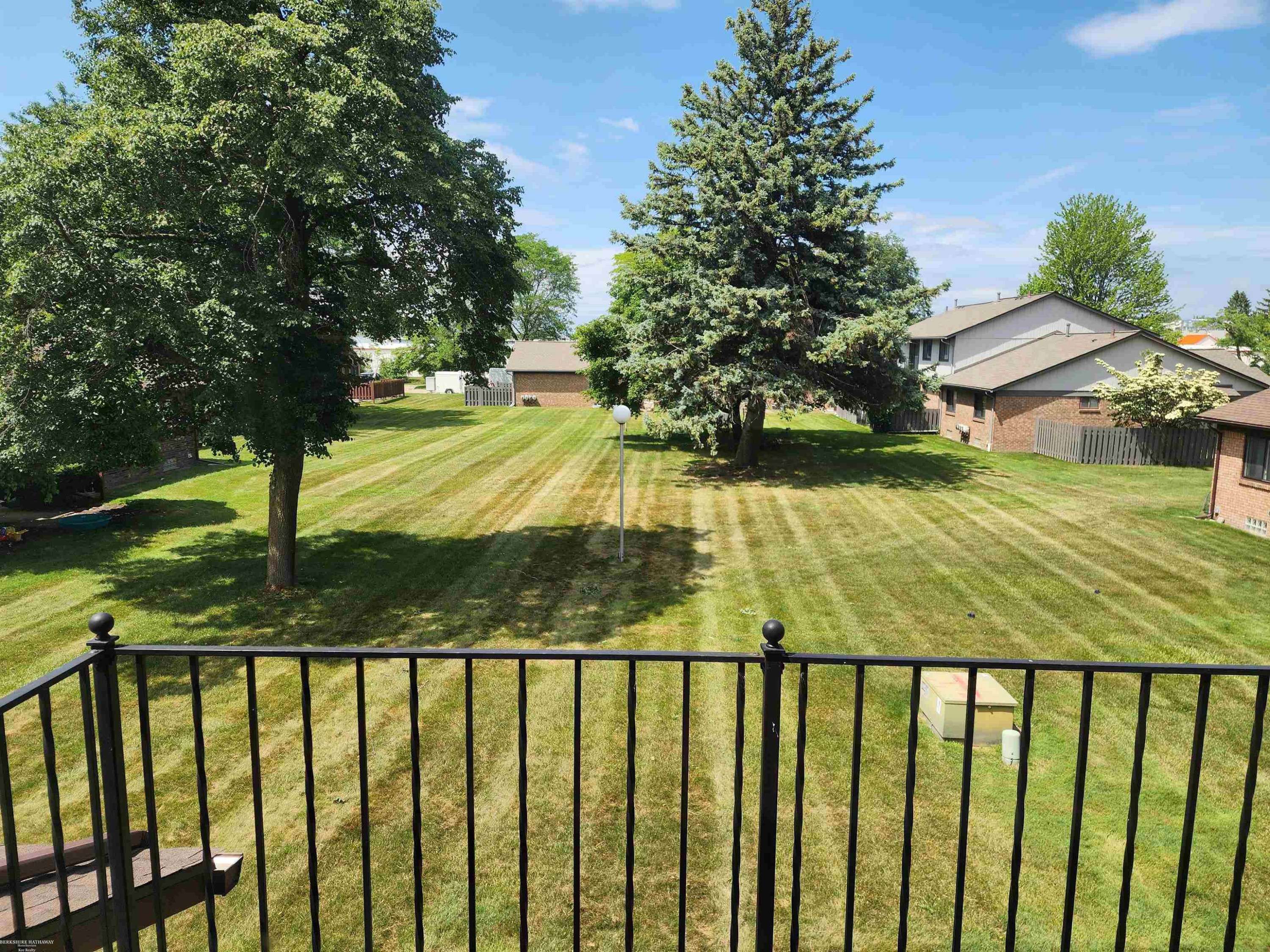 Warren, MI 48091,24825 Greenhill Road