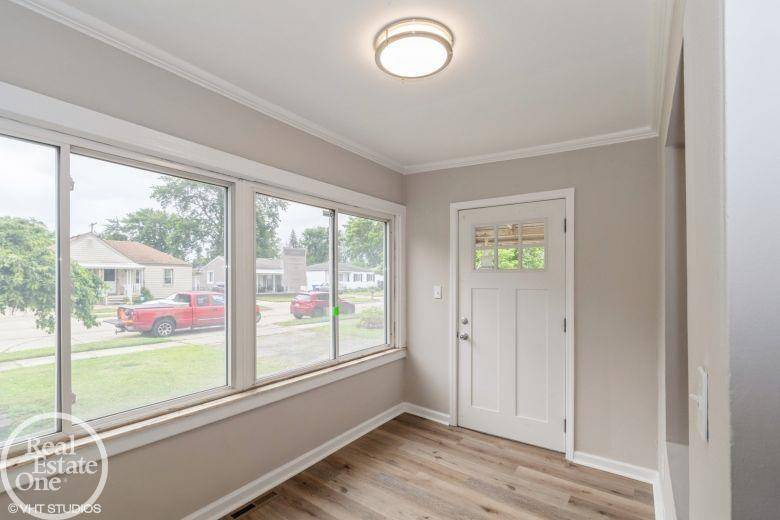 Warren, MI 48089,13859 Couwlier Avenue