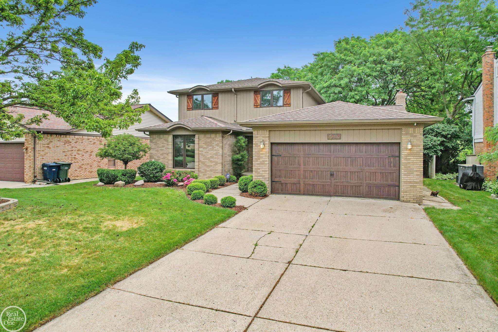 Sterling Heights, MI 48312,35352 Collingwood Drive