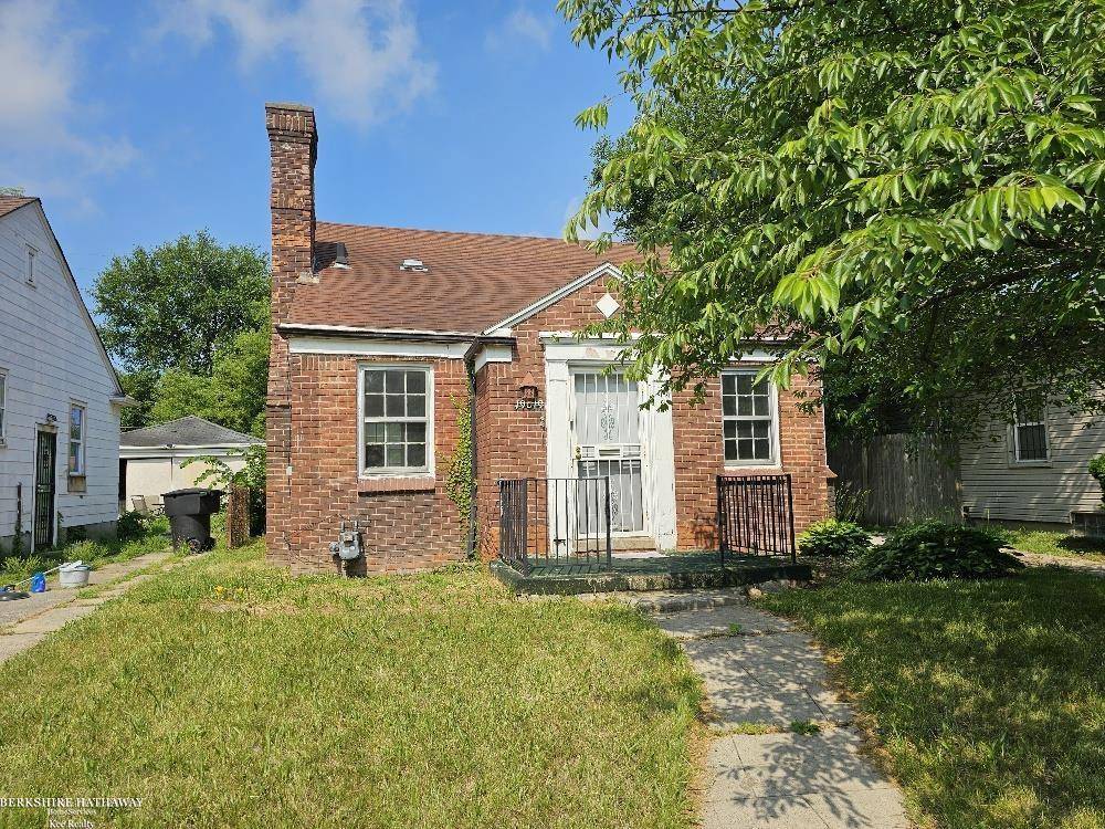 Detroit, MI 48219,19019 Annchester Road