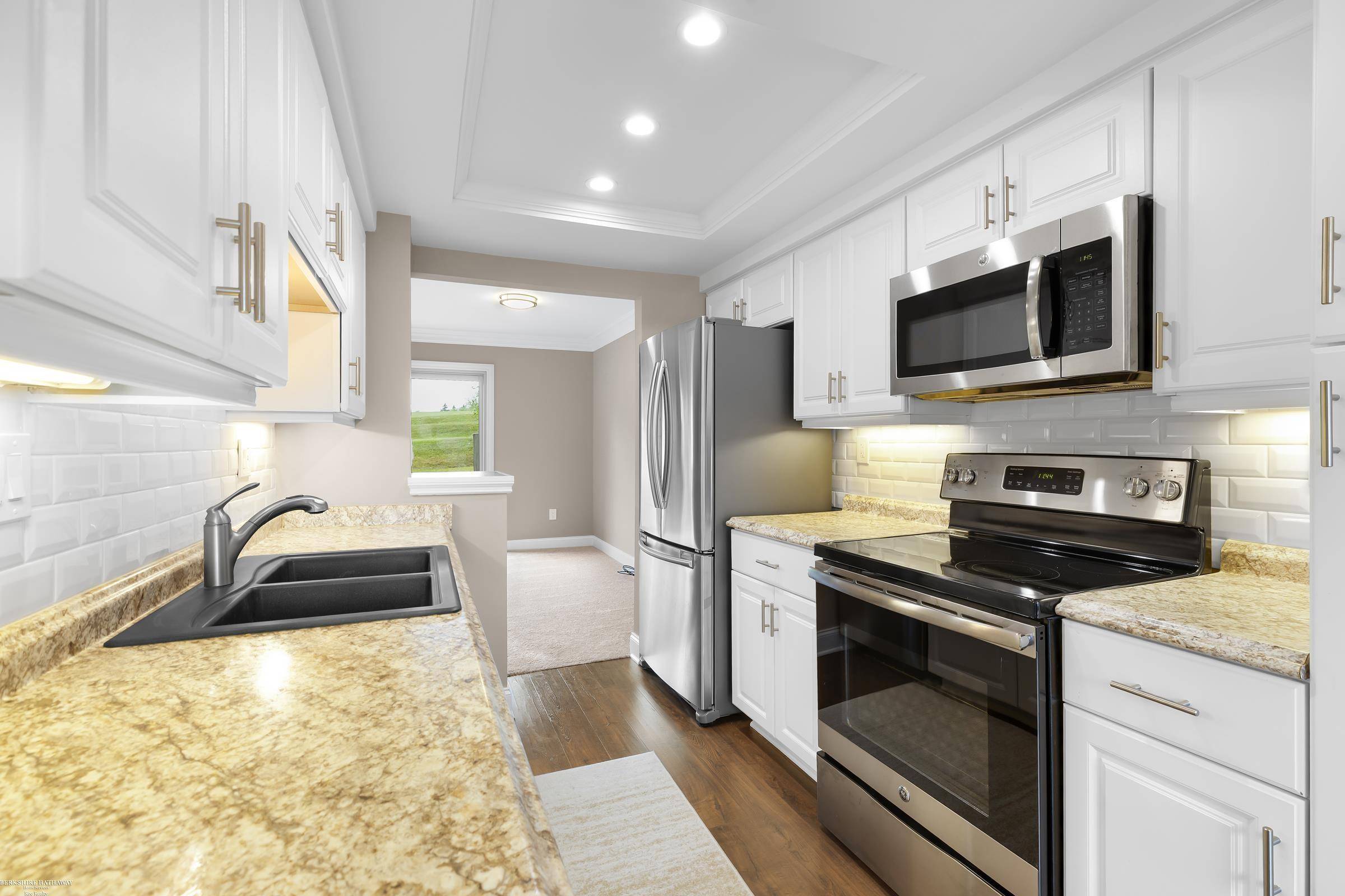 Rochester Hills, MI 48307,809 Oak Brook Ridge Ridge