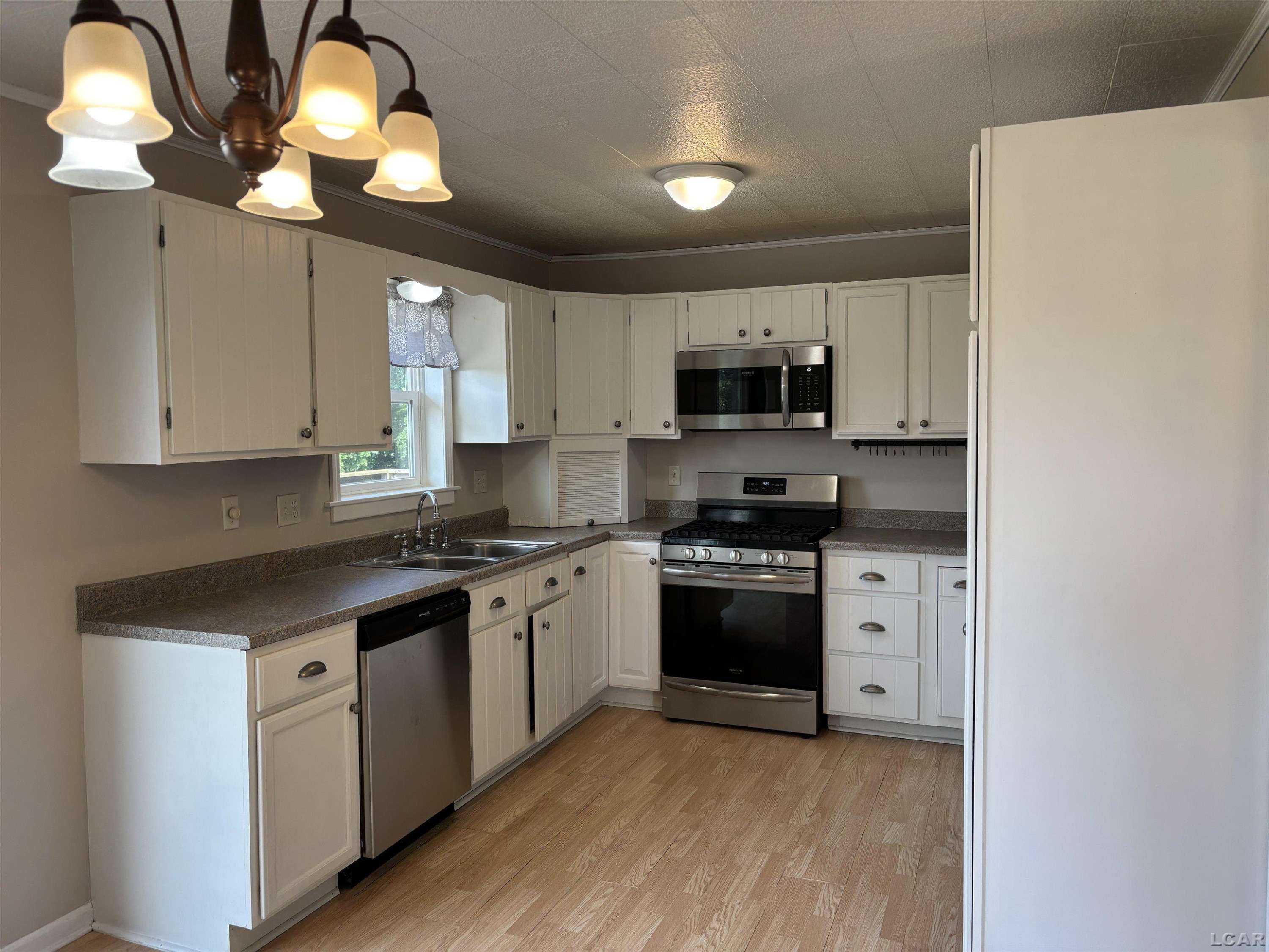 Adrian, MI 49221,6143 Shepherd Road