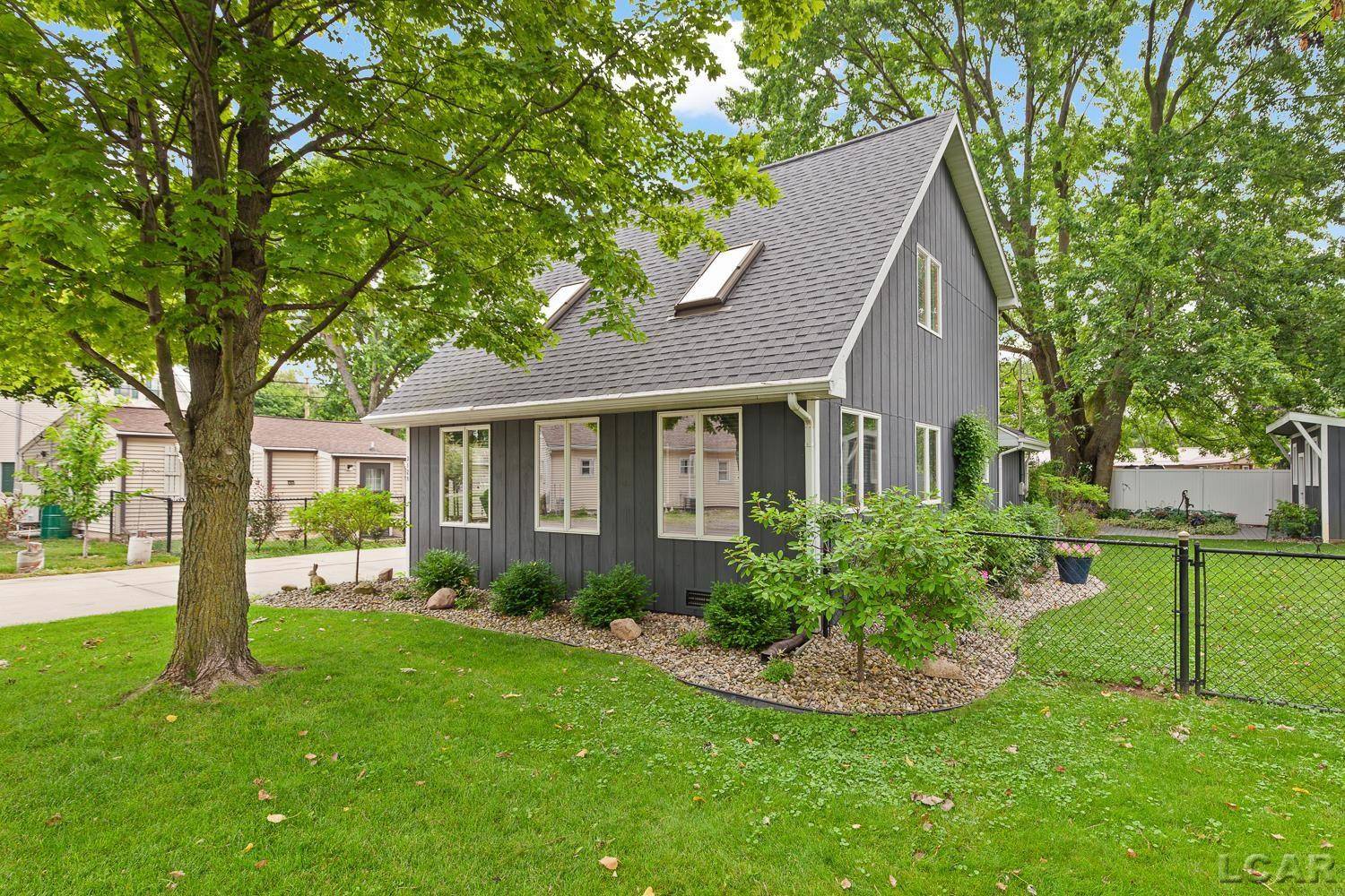 Manitou Beach, MI 49253,3129 Oakshade Drive