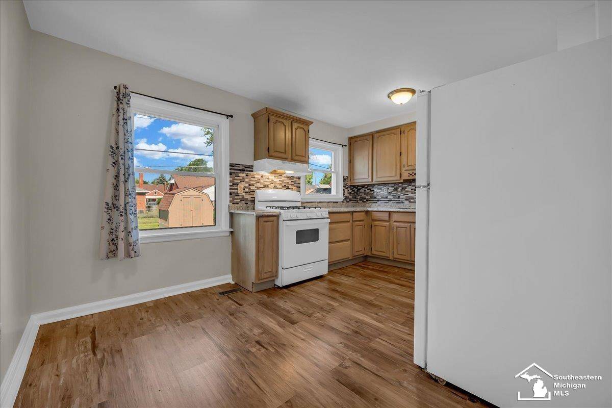 Wyandotte, MI 48192,1864 15th Street
