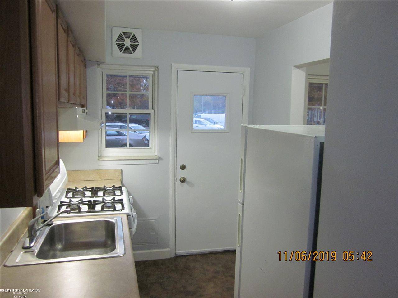 Saint Clair Shores, MI 48080,22956 Gary Lane