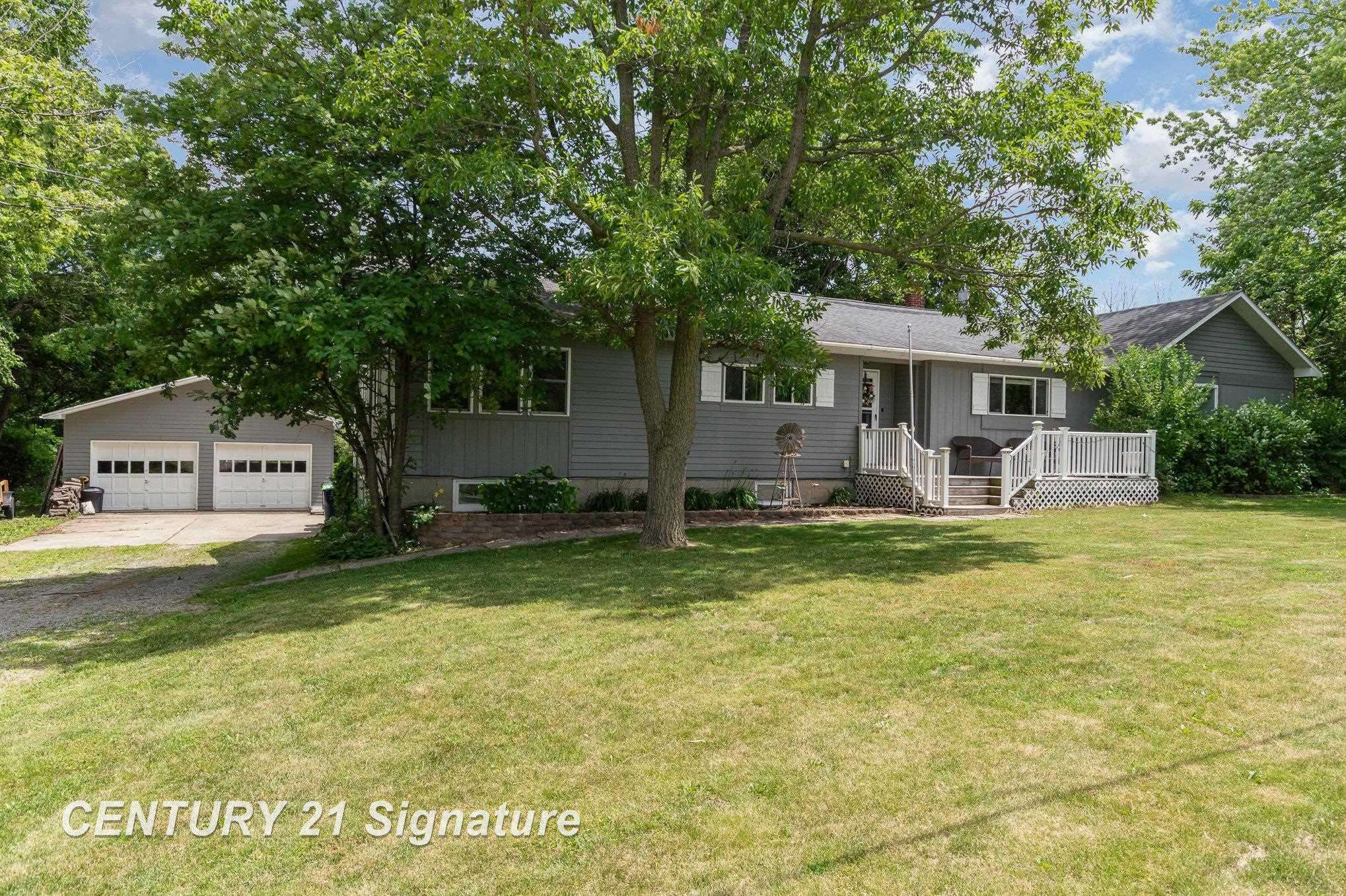 Freeland, MI 48623,7320 N River Road