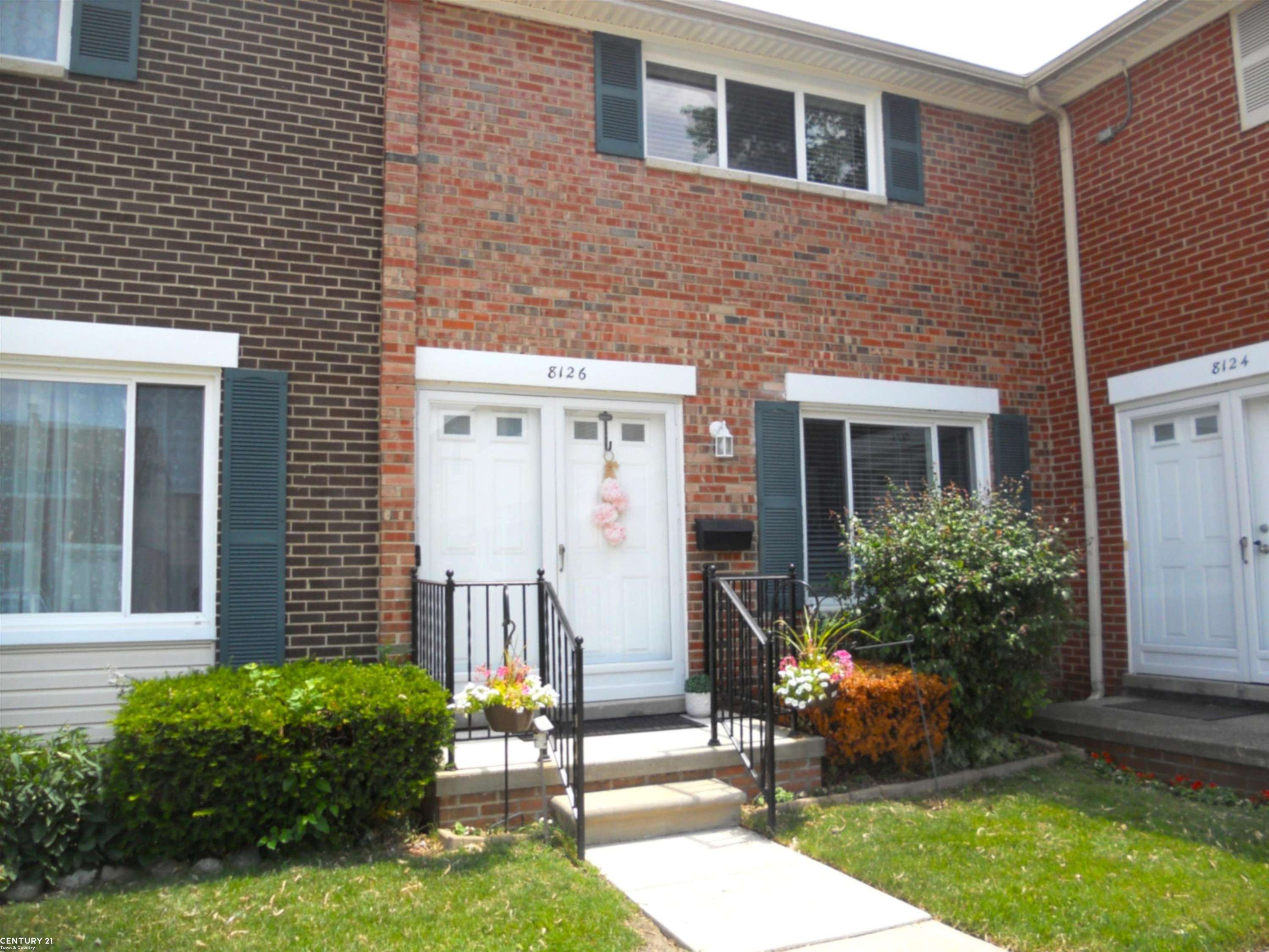 Warren, MI 48093,8126 FARNUM Avenue