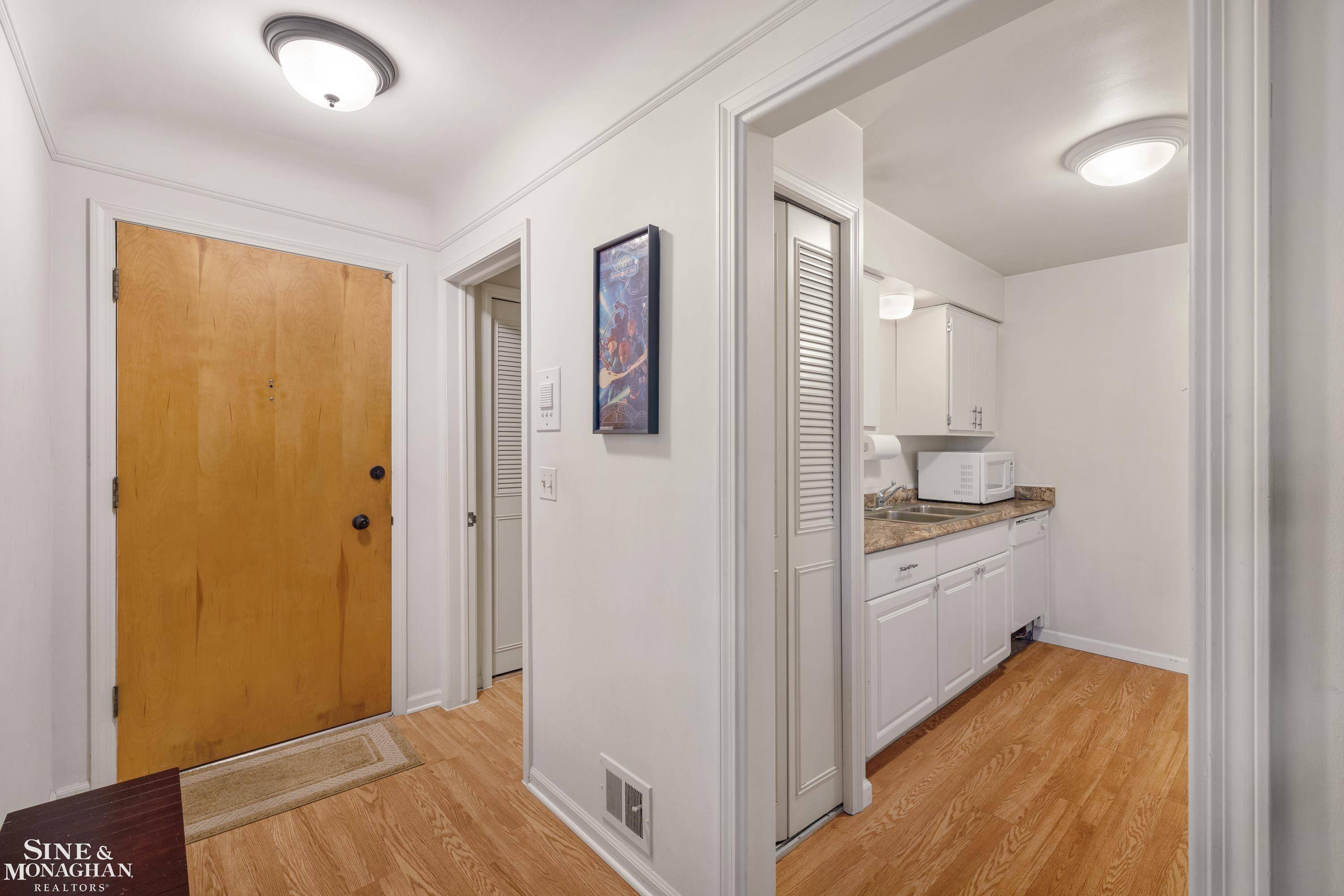 Grosse Pointe Woods, MI 48236,1750 Vernier Road