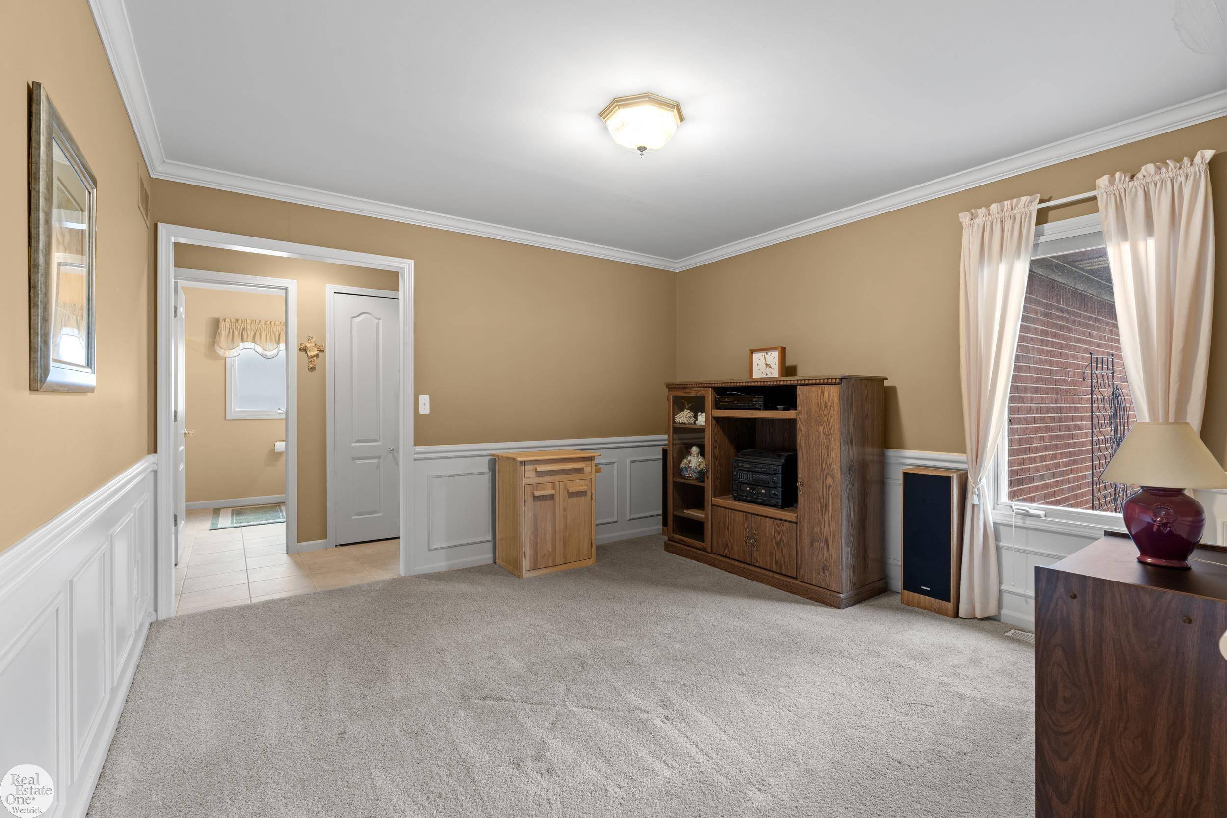 New Baltimore, MI 48047,53439 Meadow Creek Drive