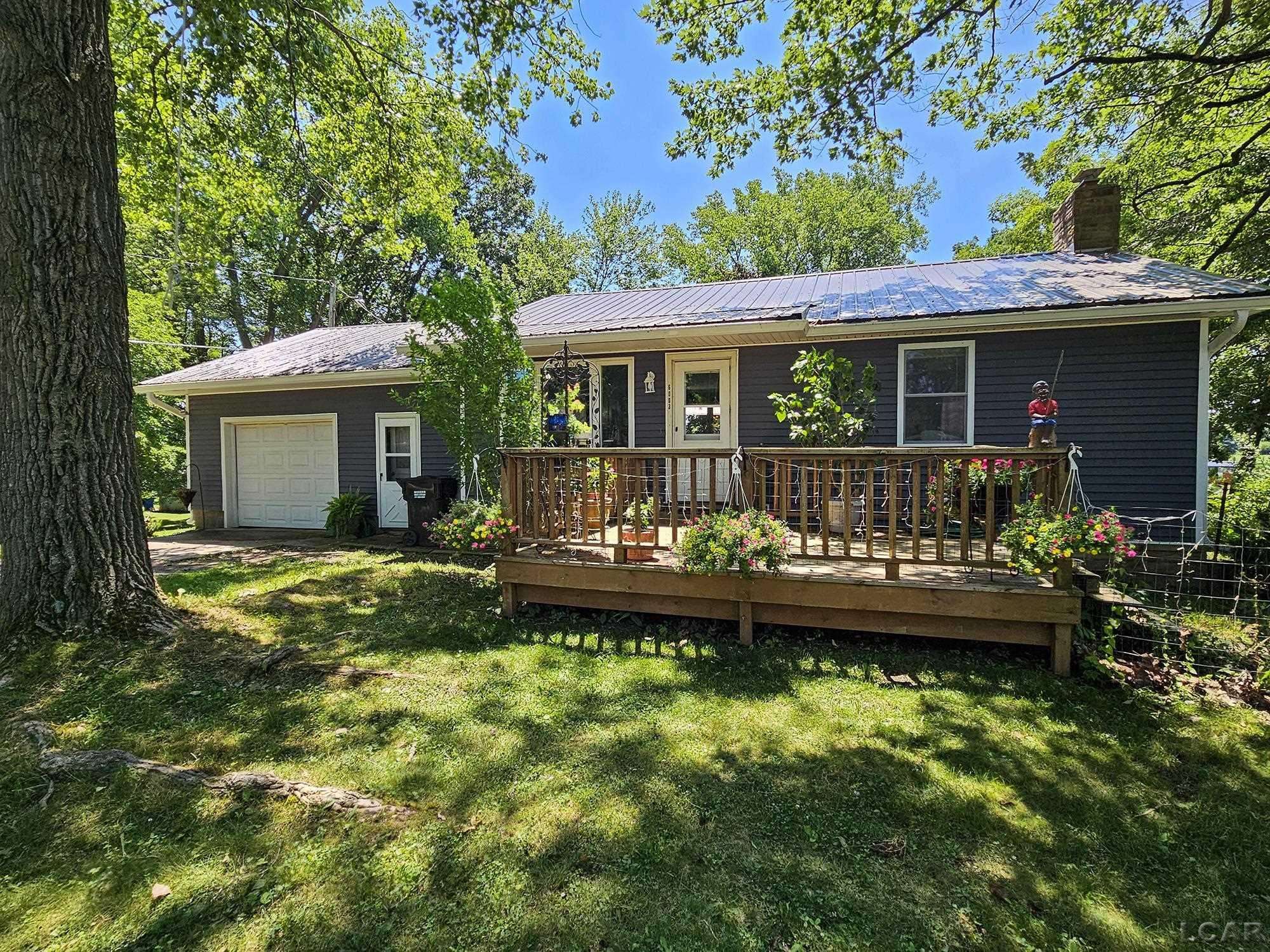 Osseo, MI 49266,6003 Lake Road