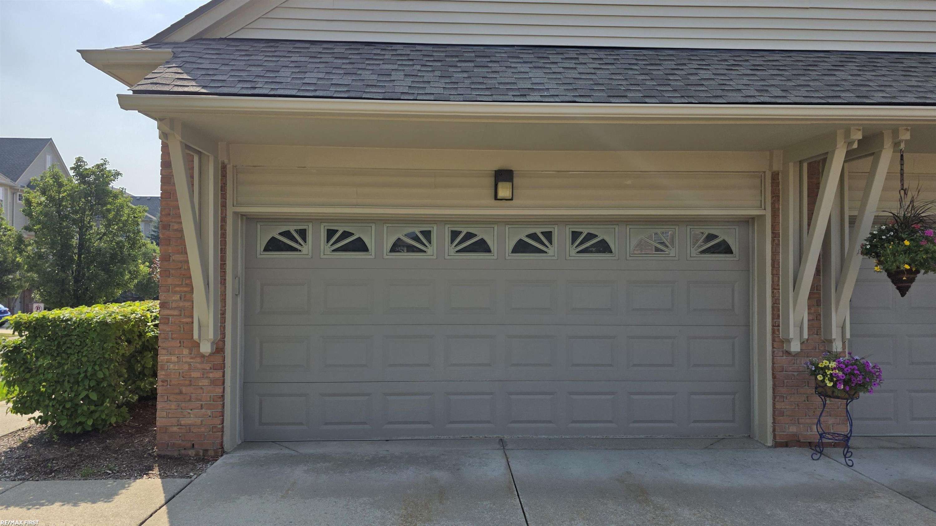 Utica, MI 48316,5022 Paladin Drive