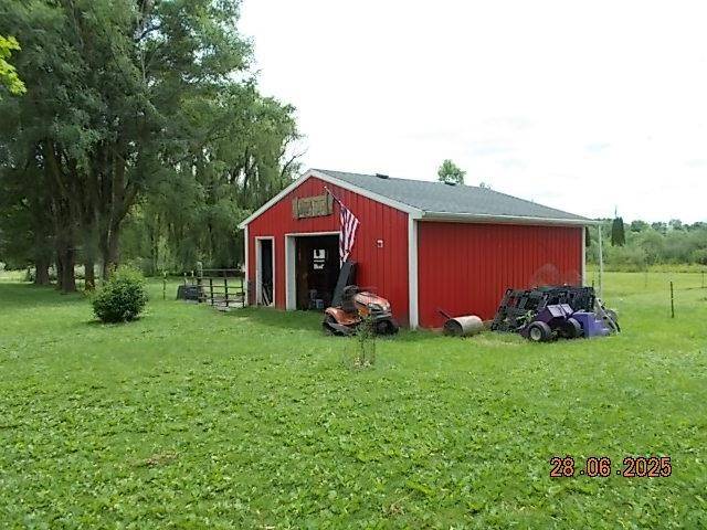 Owosso, MI 48867,3894 Vandekarr Road