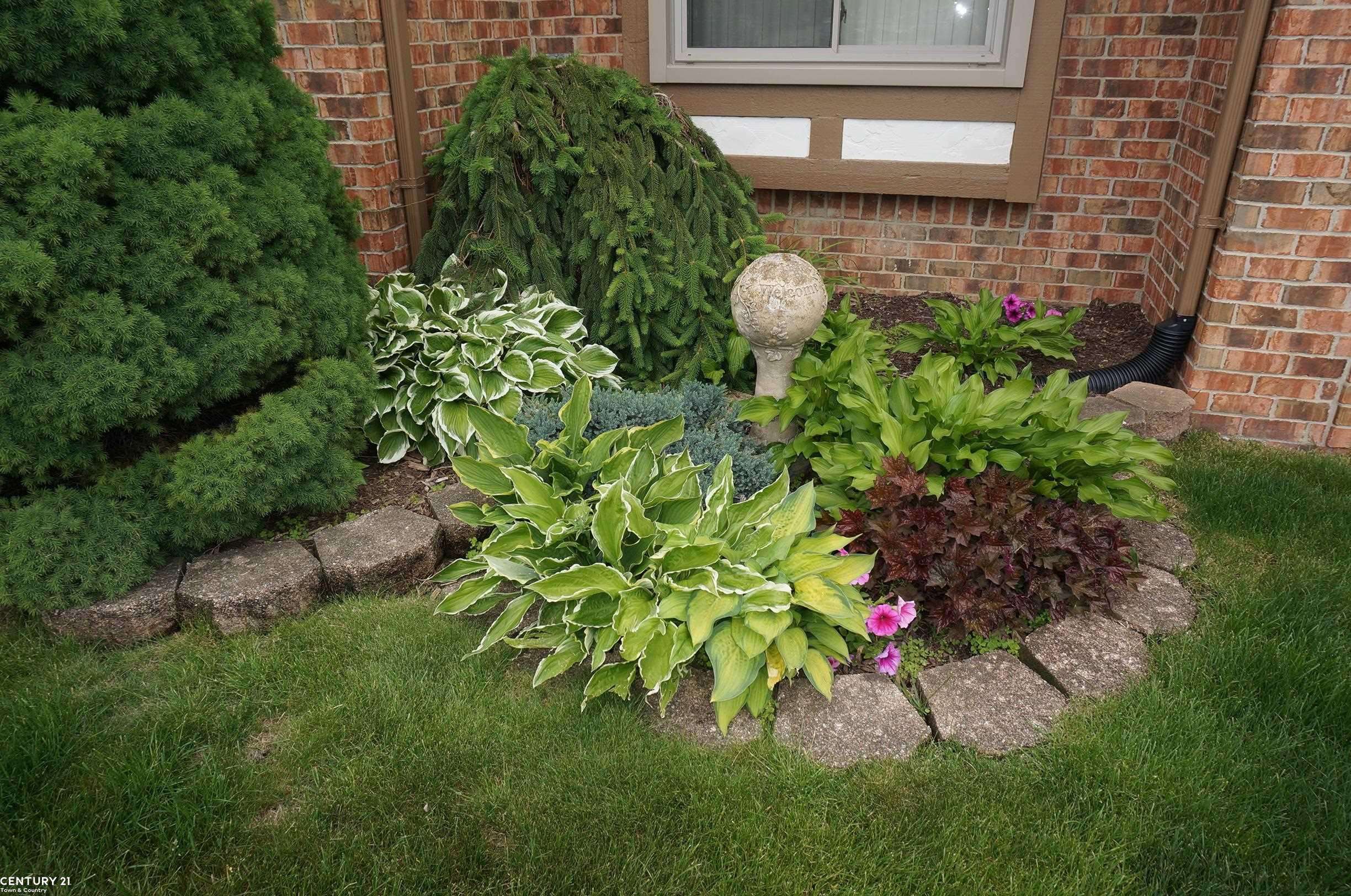 MI 48044,49954 Willowood Drive
