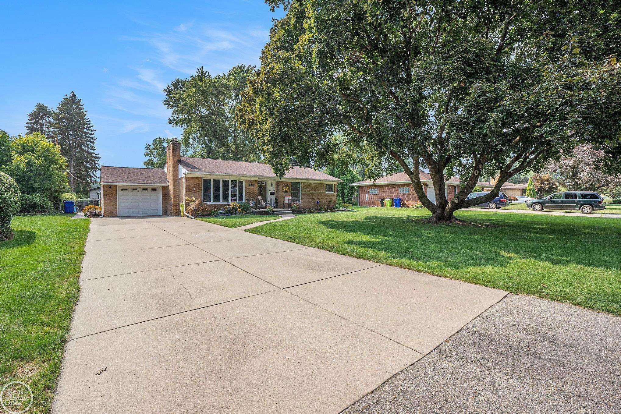 Fraser, MI 48026,31239 Cyril Street