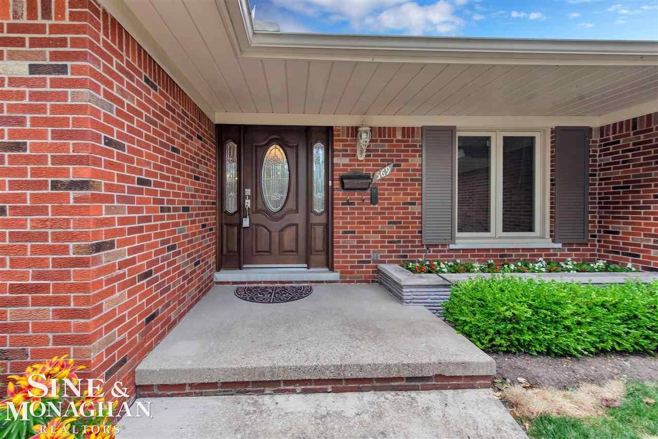 Grosse Pointe Shores, MI 48236,569 Ballantyne Road