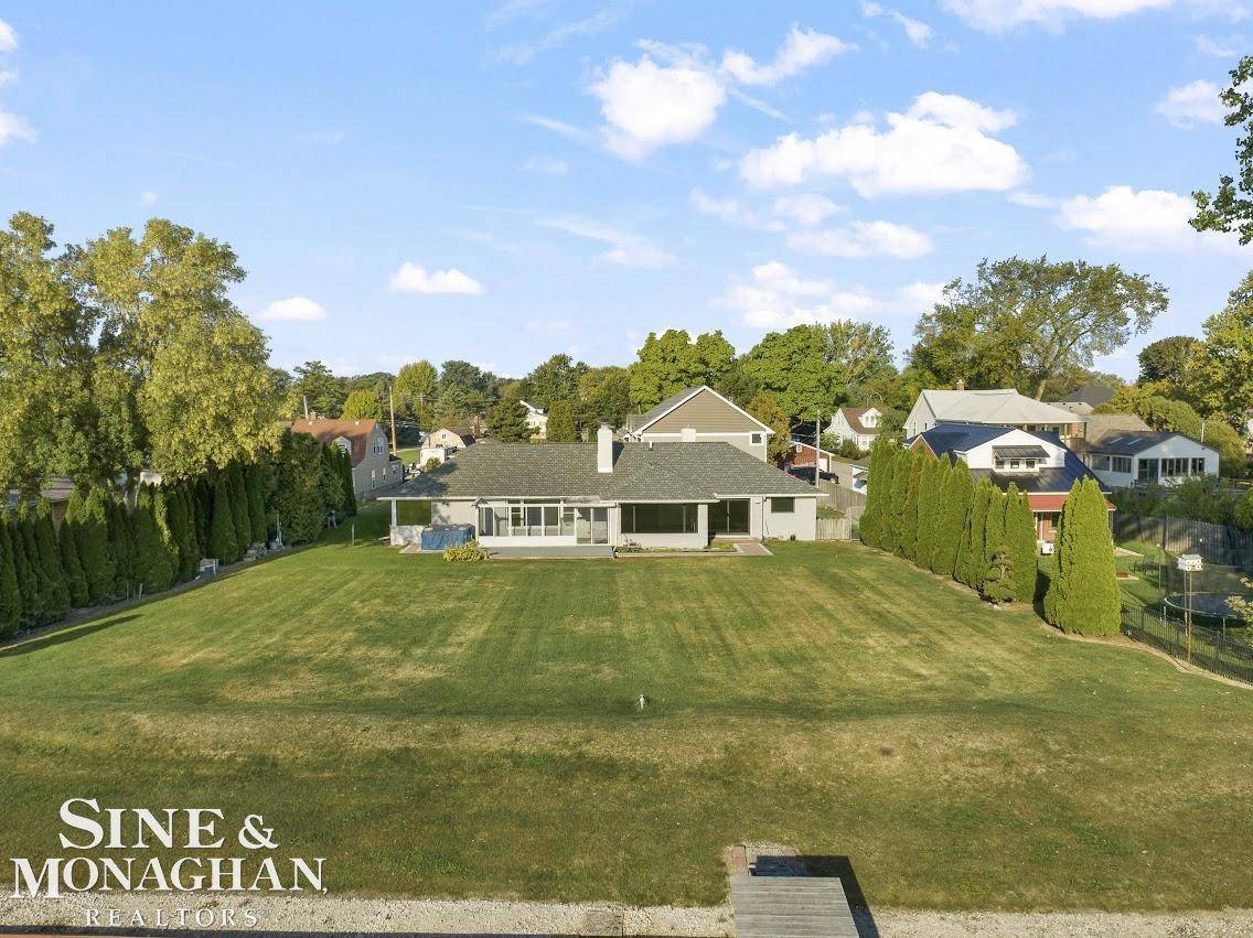 Saint Clair Shores, MI 48081,26926 Koerber Street