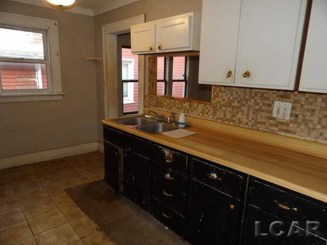 Adrian, MI 49221,308 Toledo Street