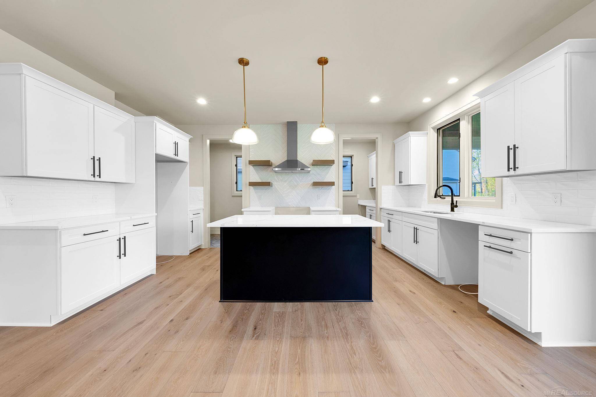 Shelby Twp, MI 48316,54815 Camden Court