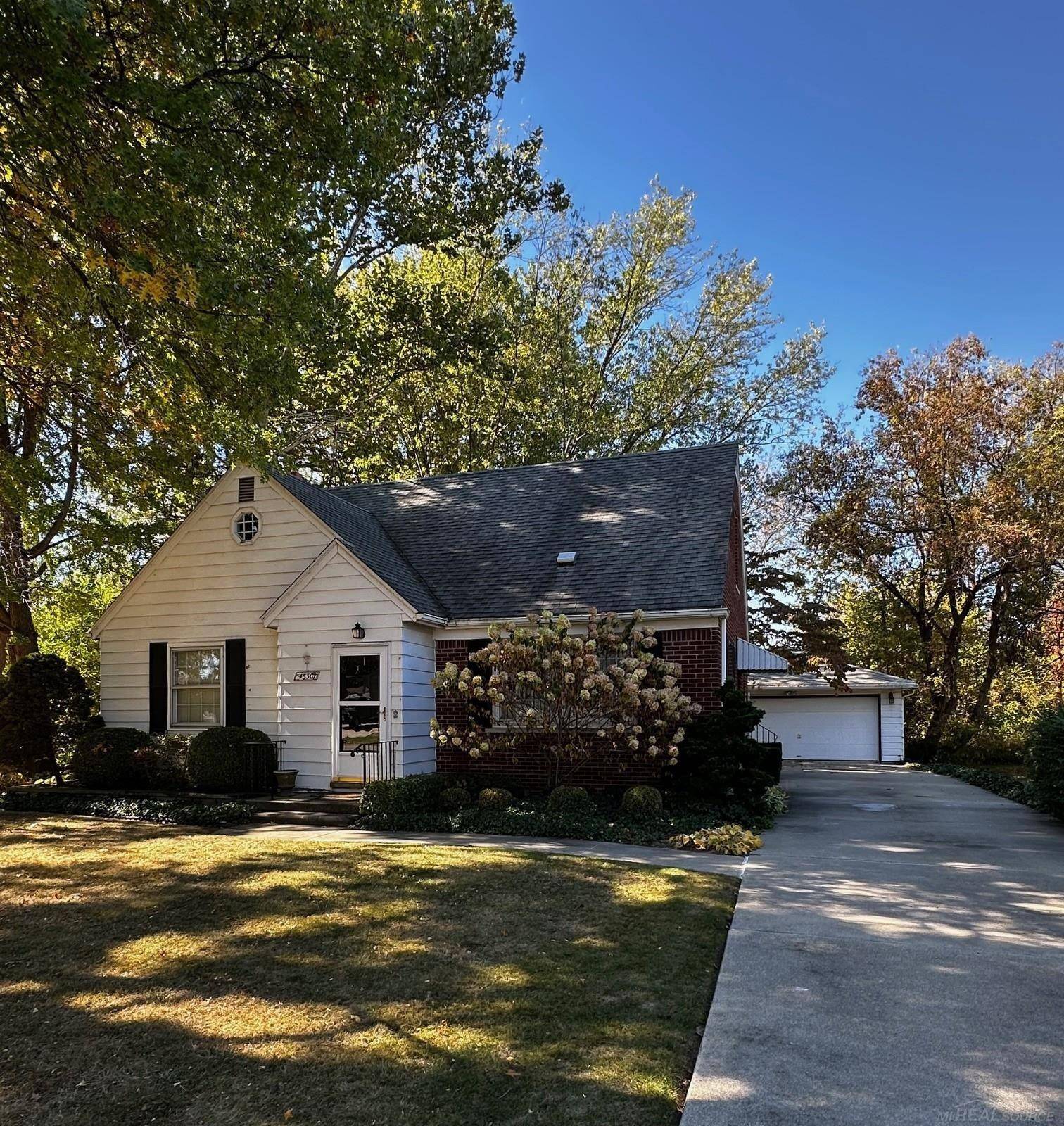 MI 48042,45301 N Branch Street