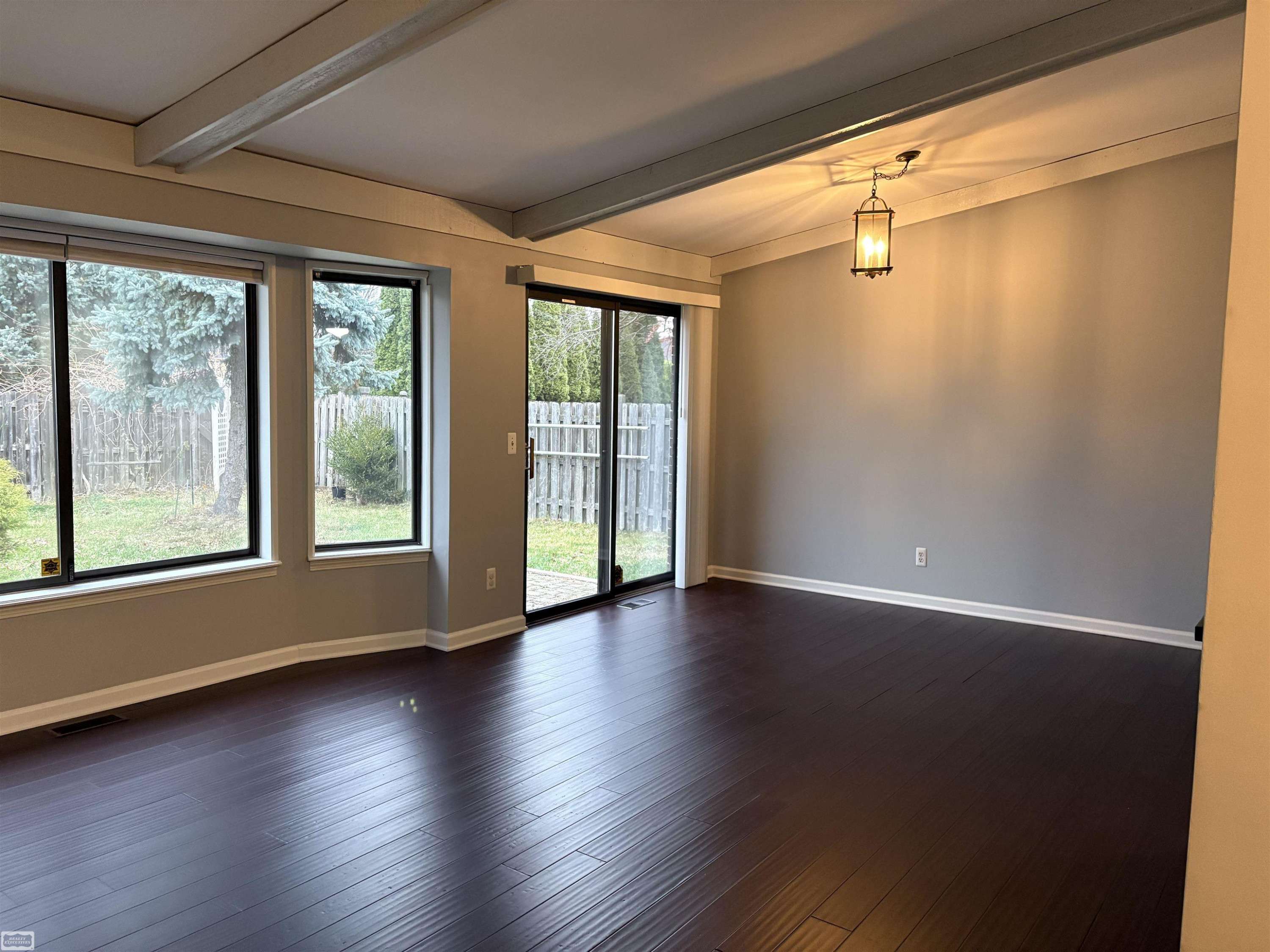 Sterling Heights, MI 48310,2127 Hopkins Dr Drive