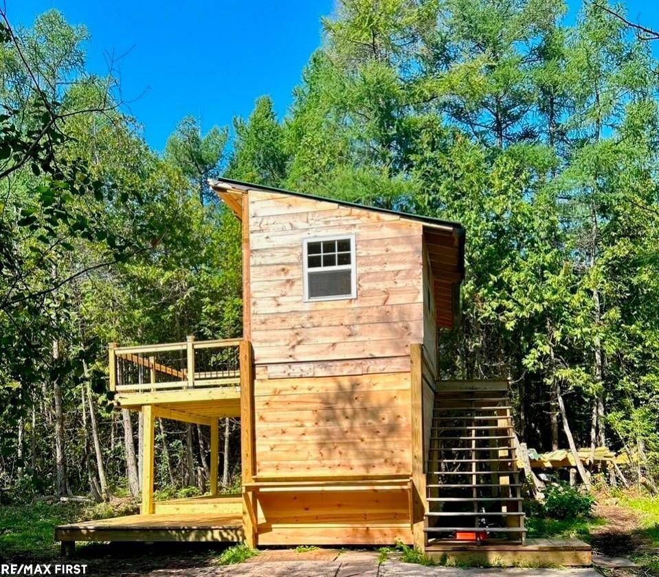 Escanaba, MI 49829,V/L I Road Road