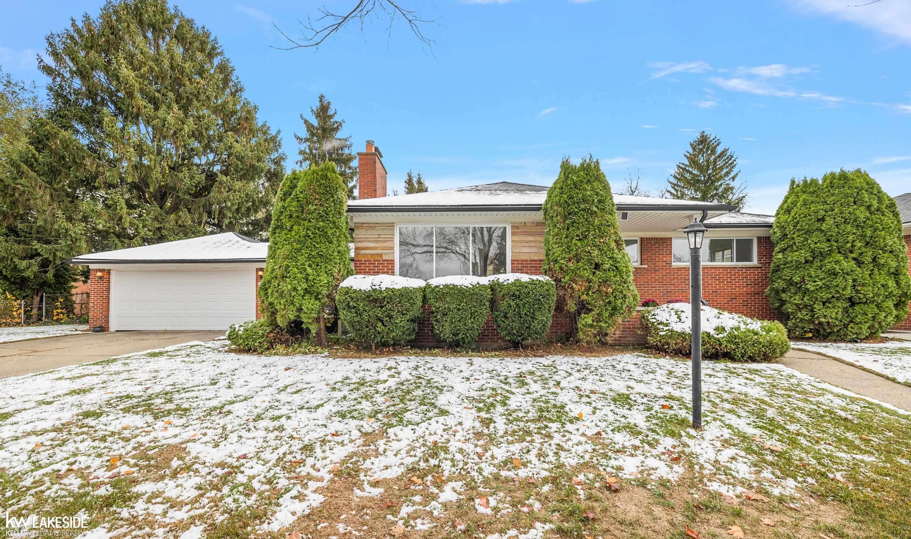 Eastpointe, MI 48021,17766 Veronica Avenue