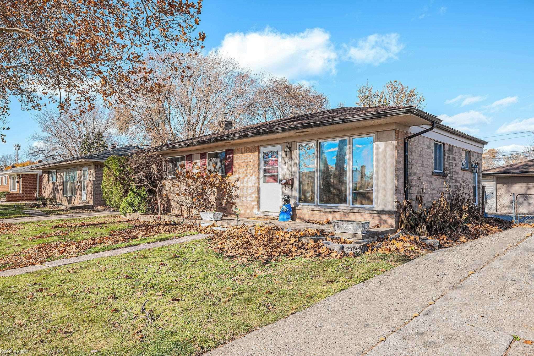 Warren, MI 48089,11927 Stamford Avenue