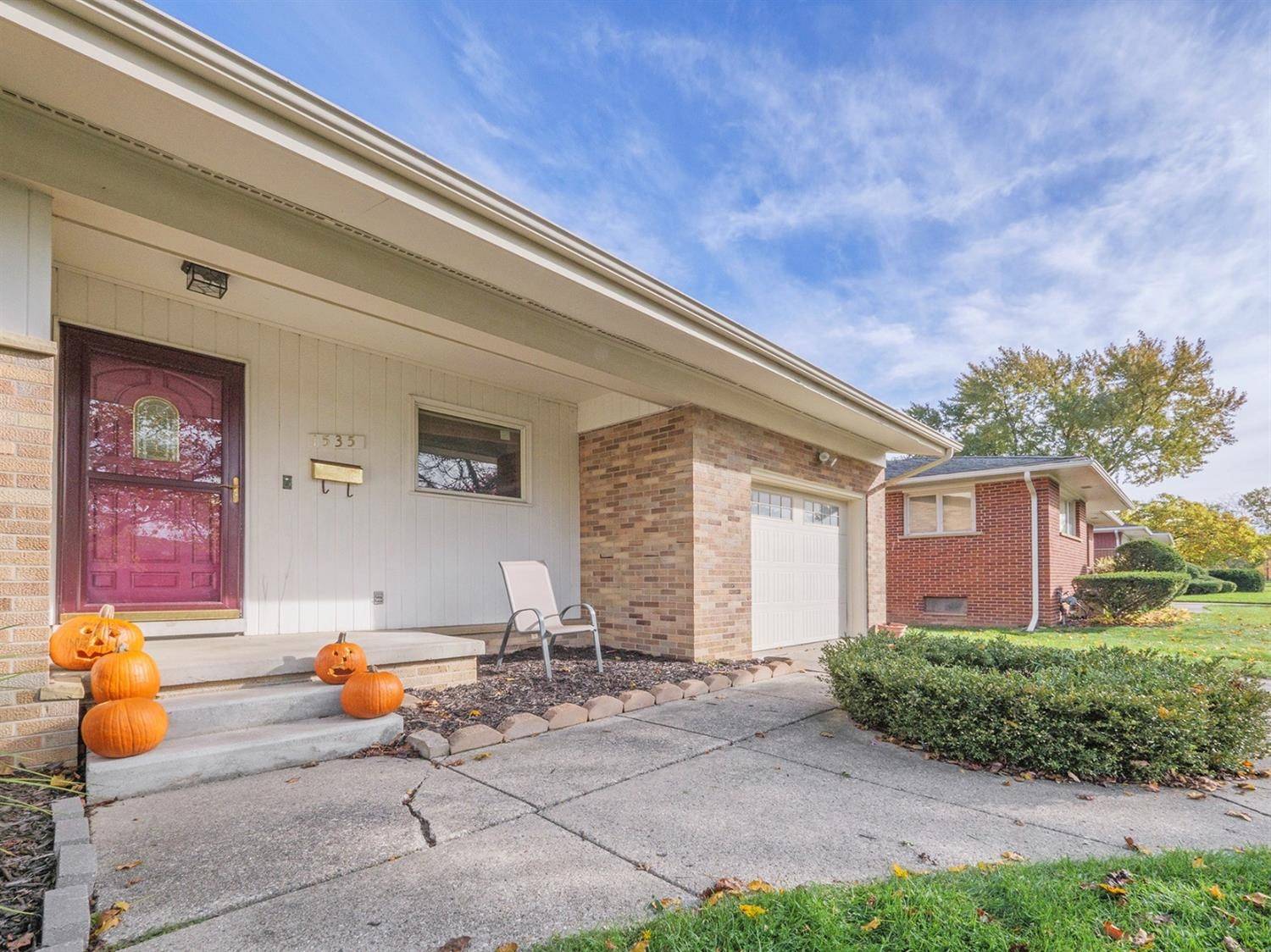 Ann Arbor, MI 48103,1535 Barrington Place