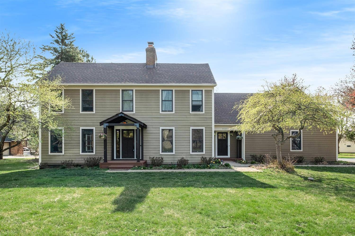 Ann Arbor, MI 48105,5537 Tanglewood Drive