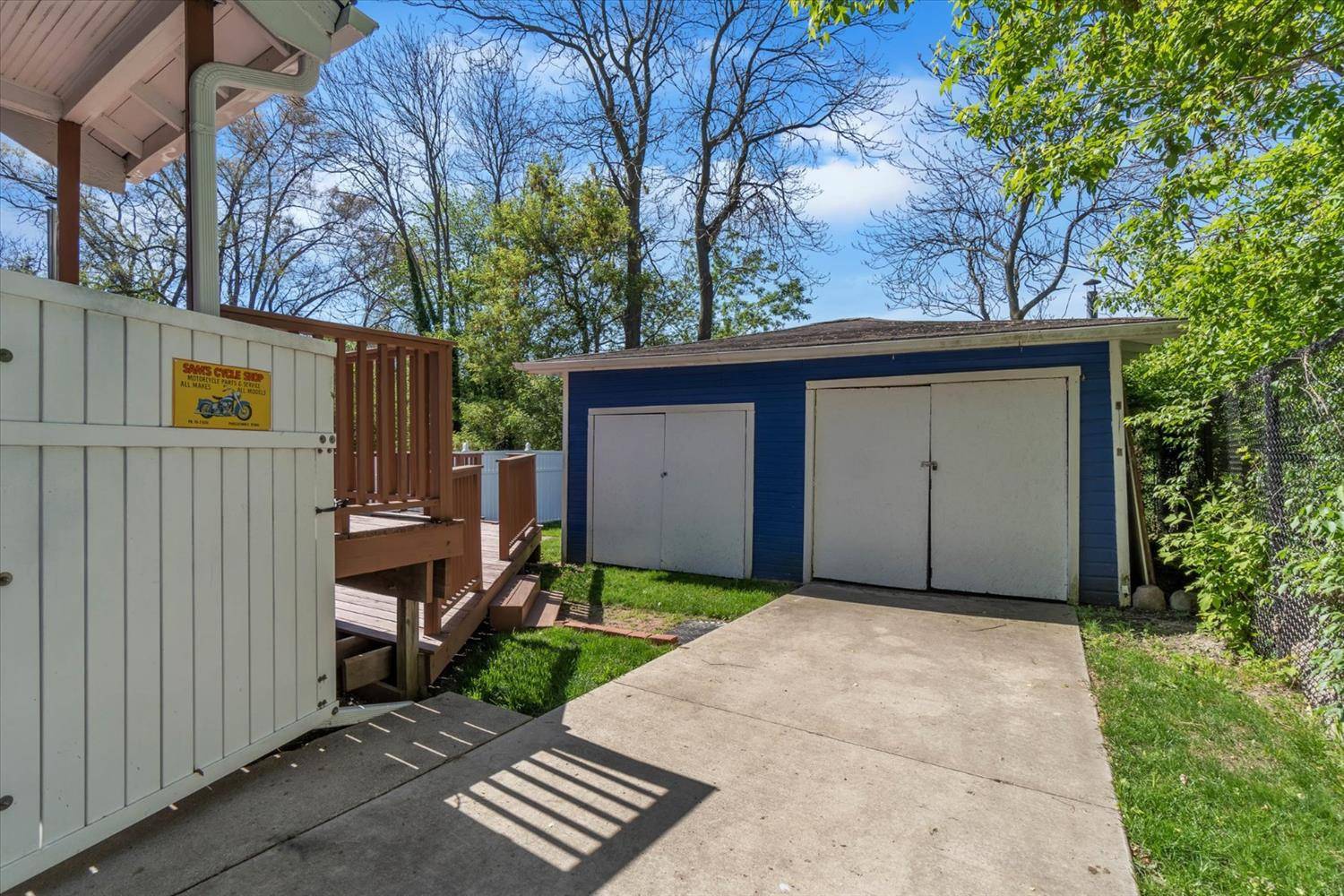 Ann Arbor, MI 48103,117 W Summit Street