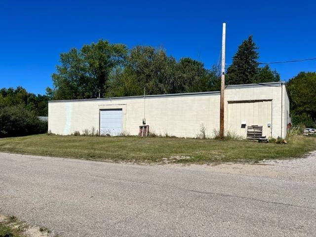 Beulah, MI 49617,6613 Frankfort Highway