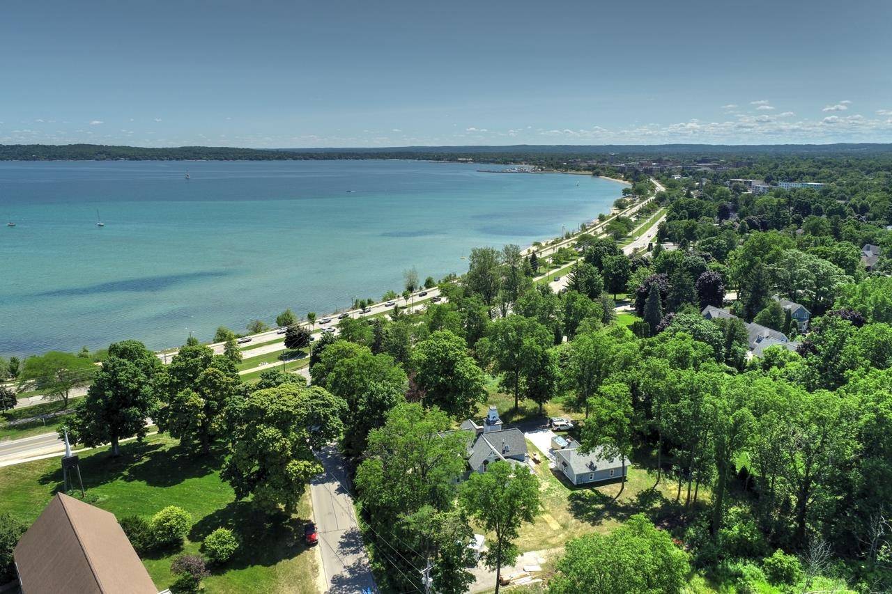 Traverse City, MI 49684,1123 Bay