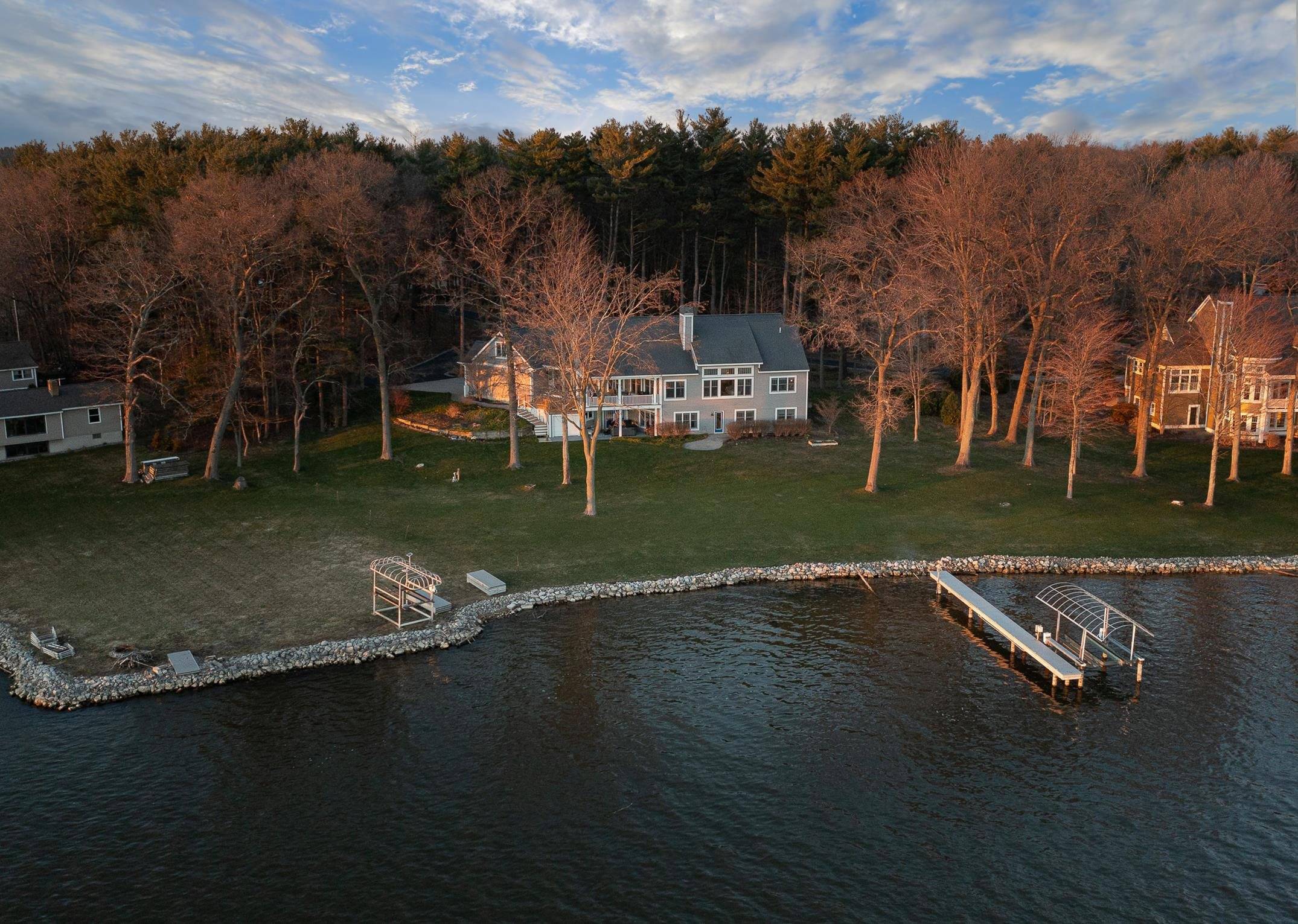 Spring Lake, MI 49456