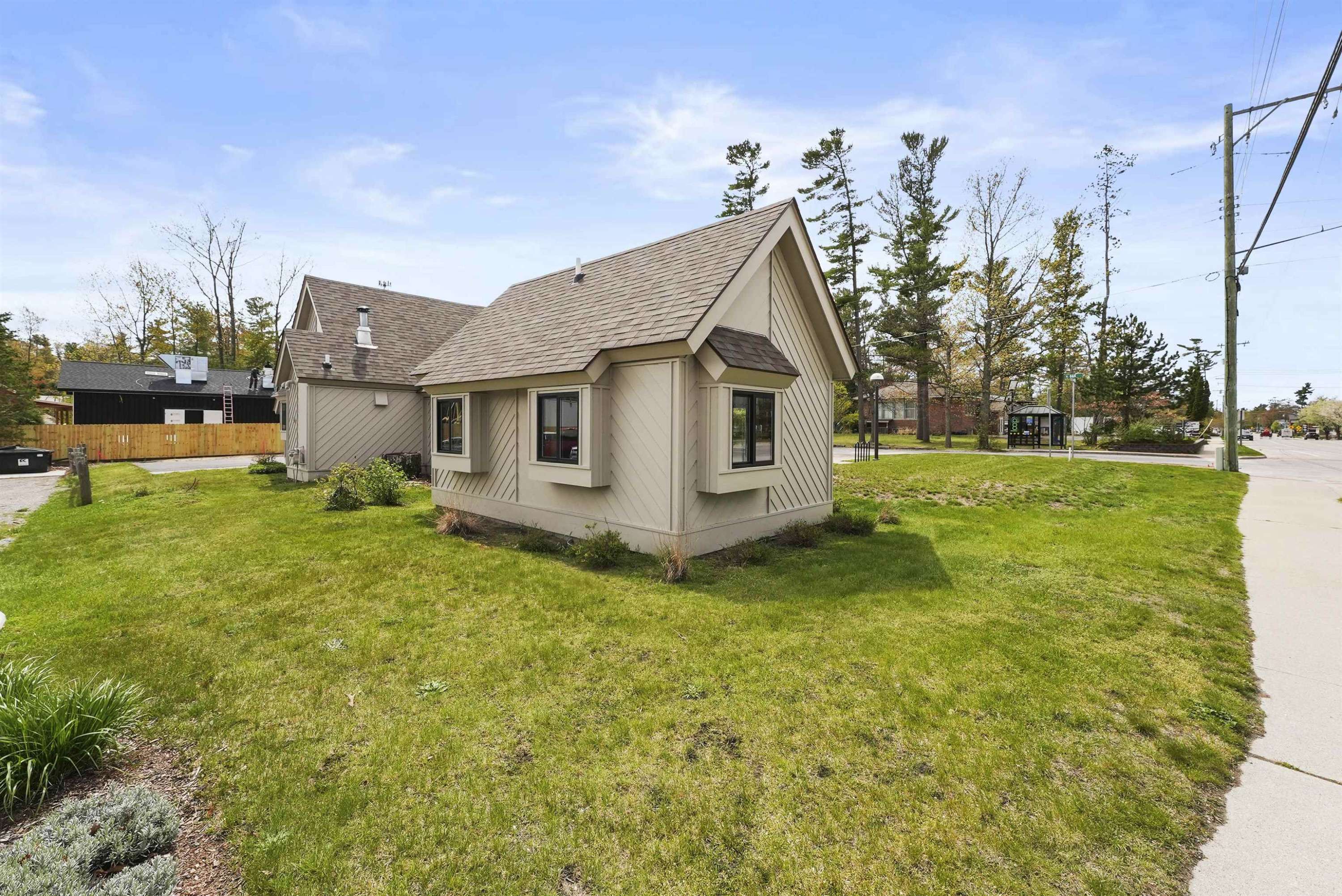 Glen Arbor, MI 49636,5955 S Oak Street