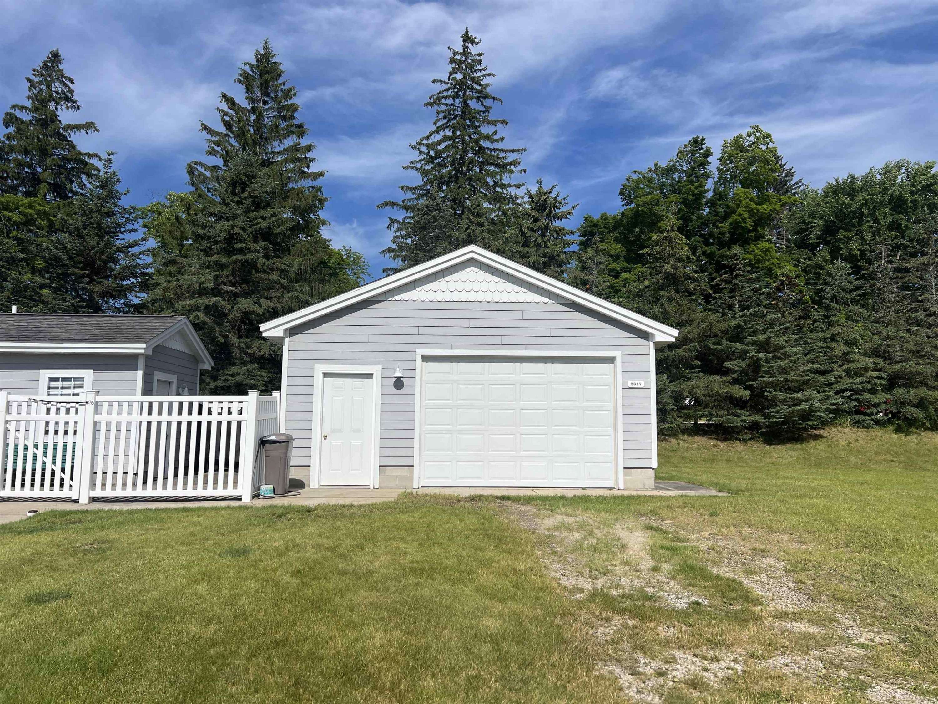 Central Lake, MI 49622,2817 W Shore Drive