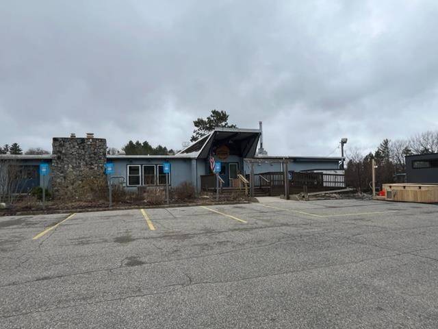 Traverse City, MI 49686,3794 Woodgate Drive