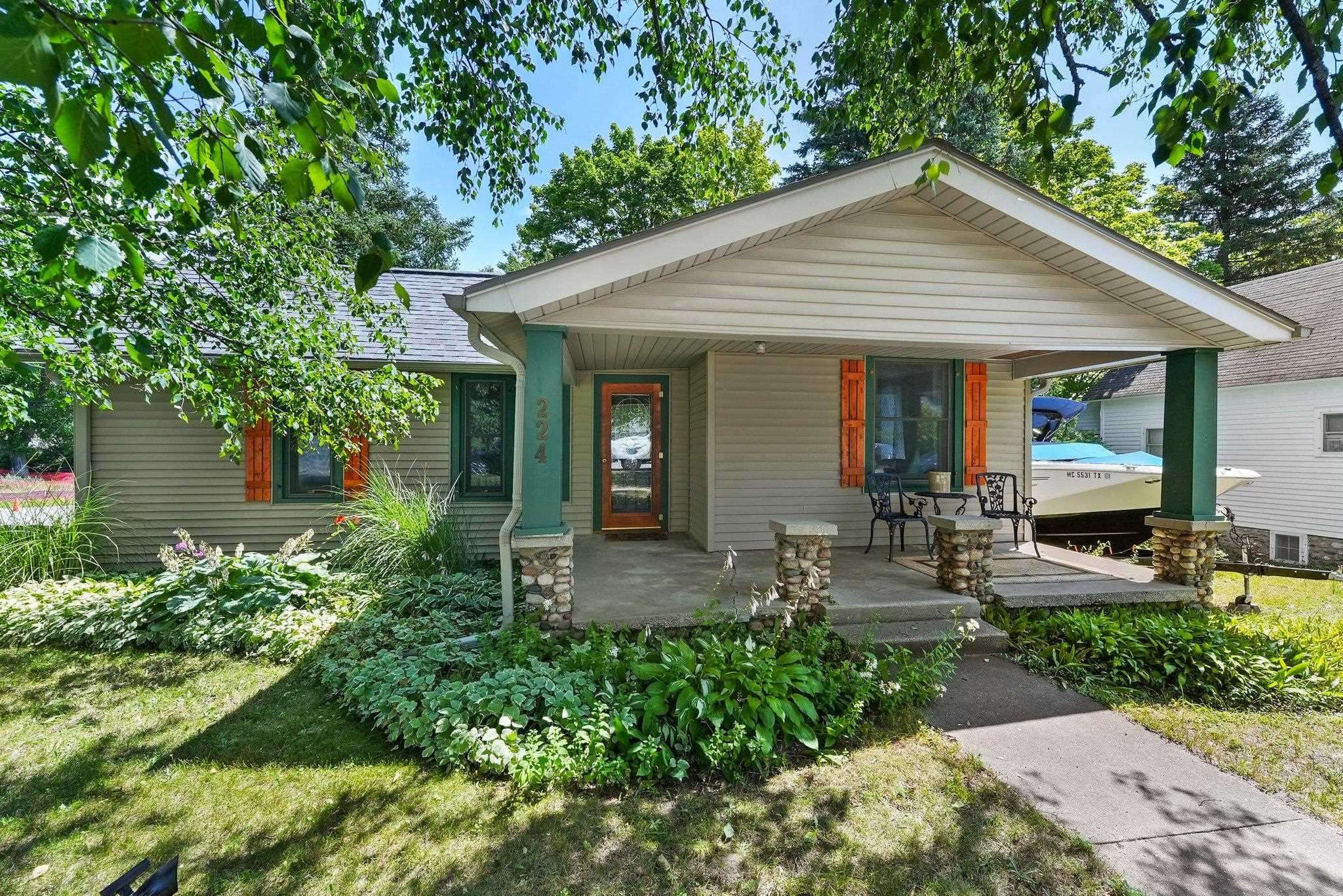 Suttons Bay, MI 49682,224 Saint Marys Street