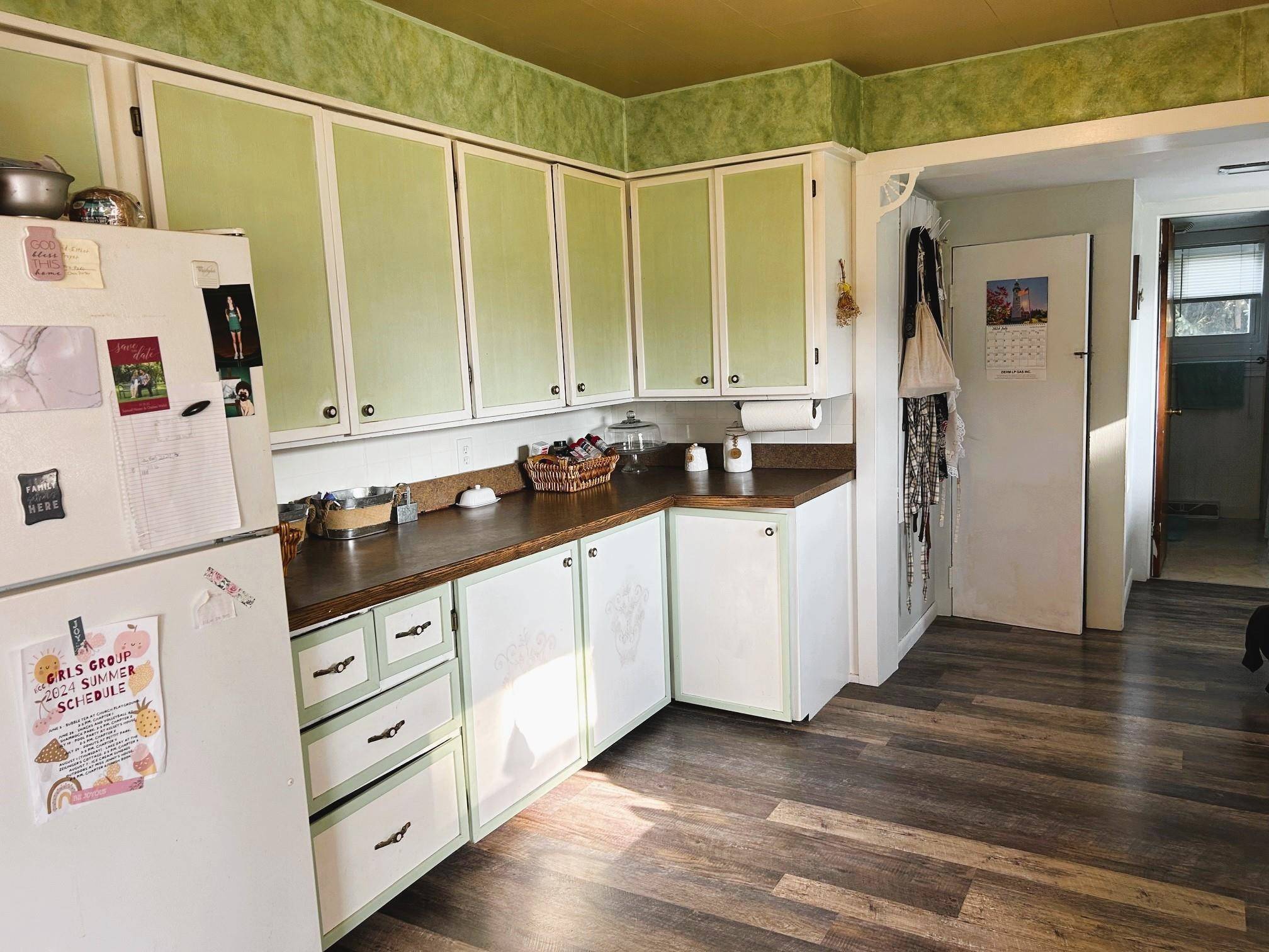 Farwell, MI 48622,10963 N Glass