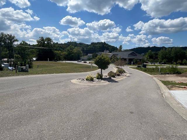 Traverse City, MI 49684,13836 S Azmiuth Drive