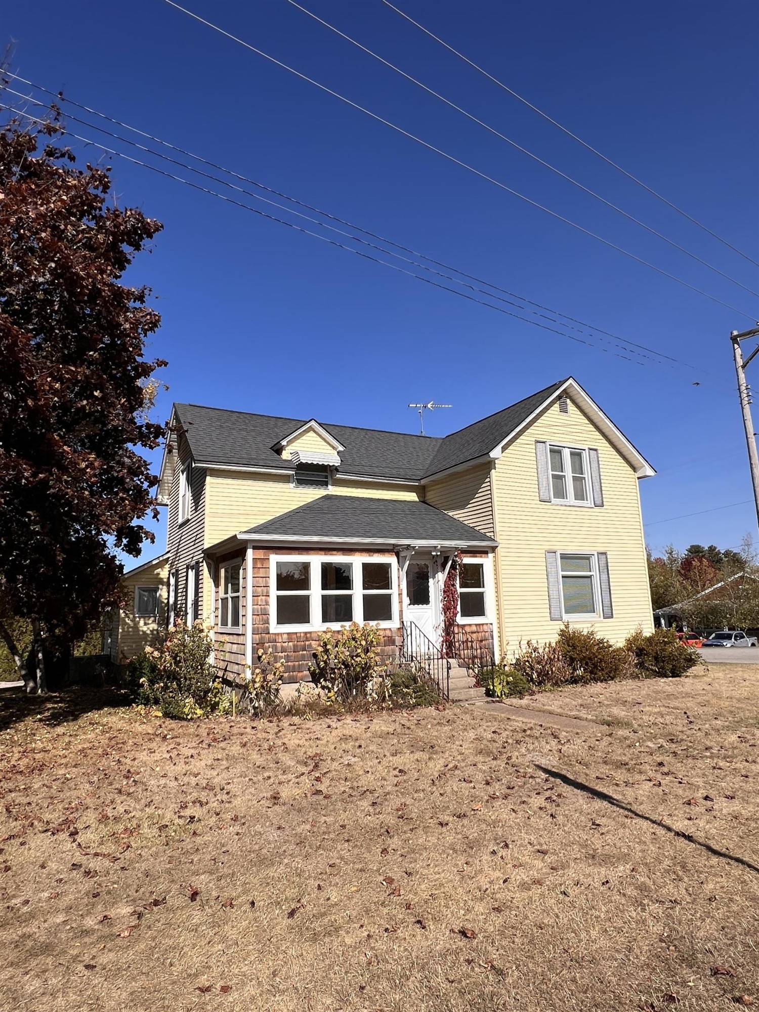 Lake Leelanau, MI 49653,102 W Philip Street
