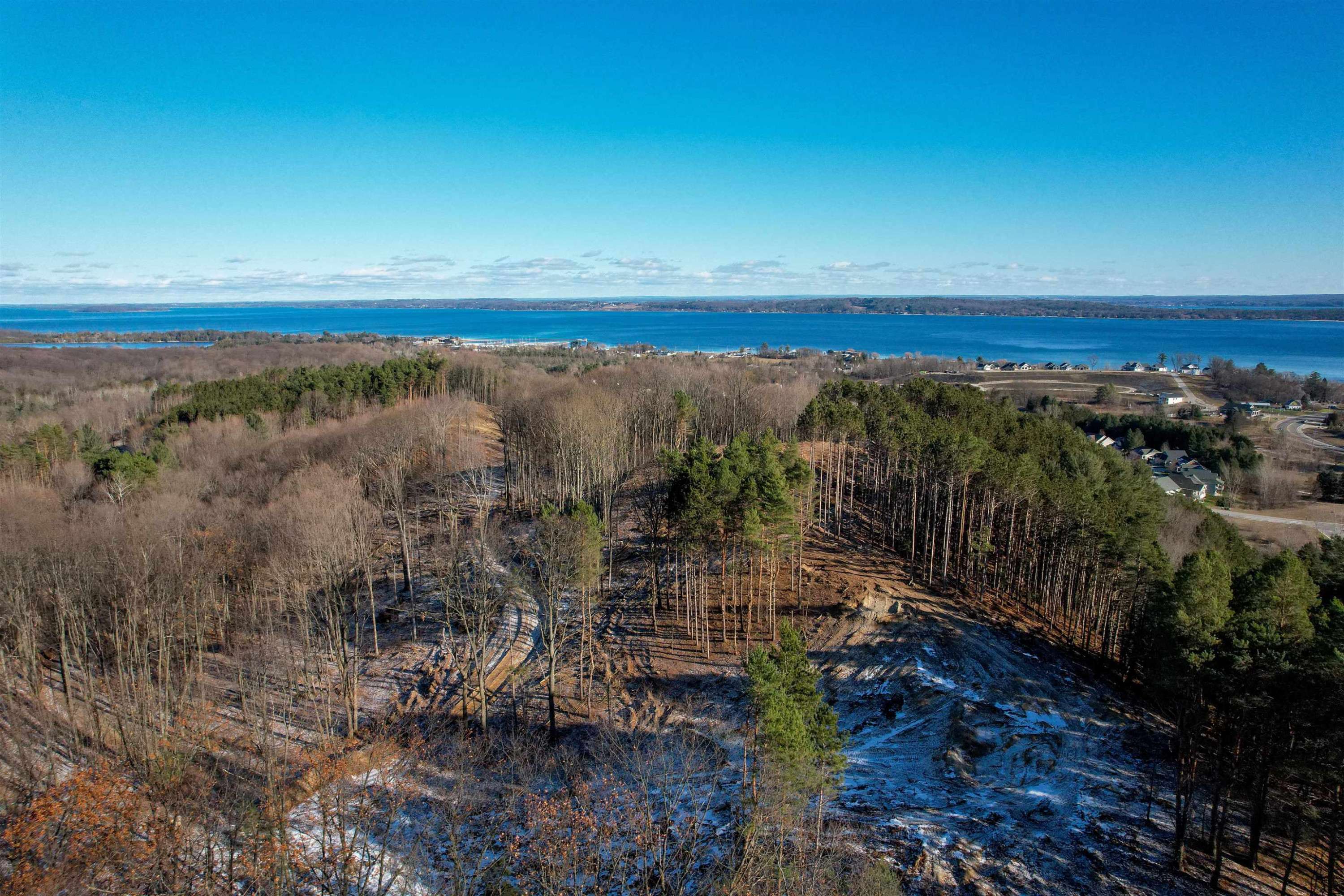 Traverse City, MI 49684,E Carter Road