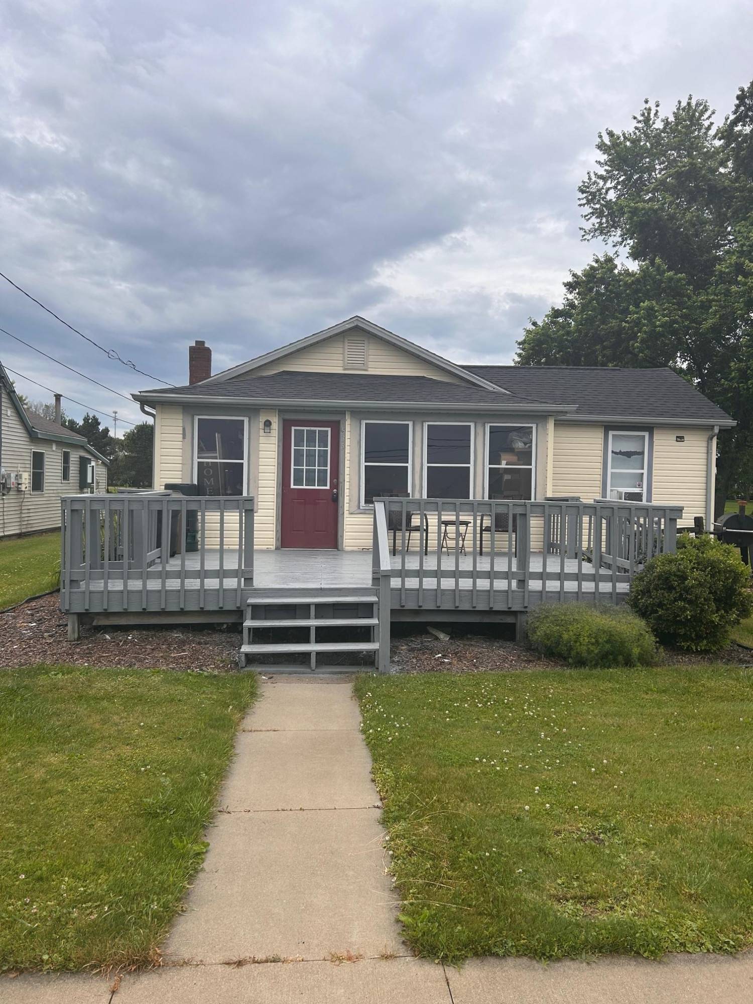 Merrill, MI 48637,535 N Midland Street