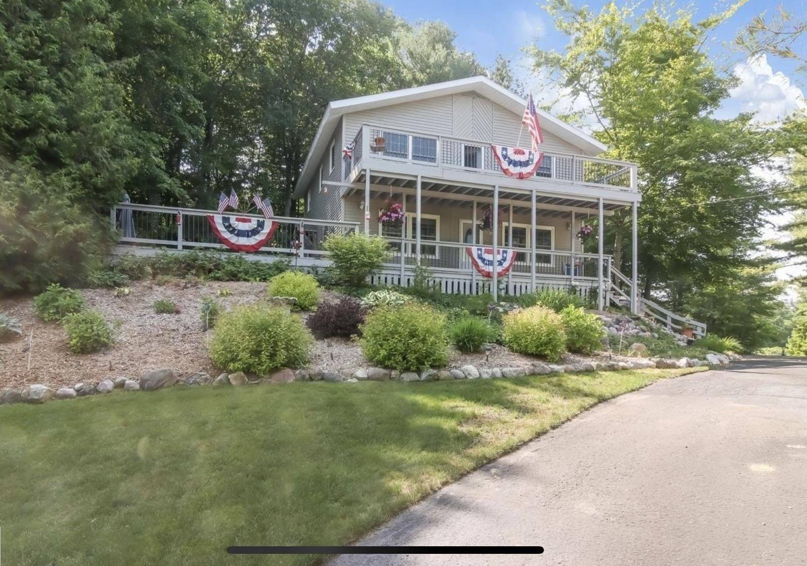 Traverse City, MI 49684,10008 E Lakeview Hills Road